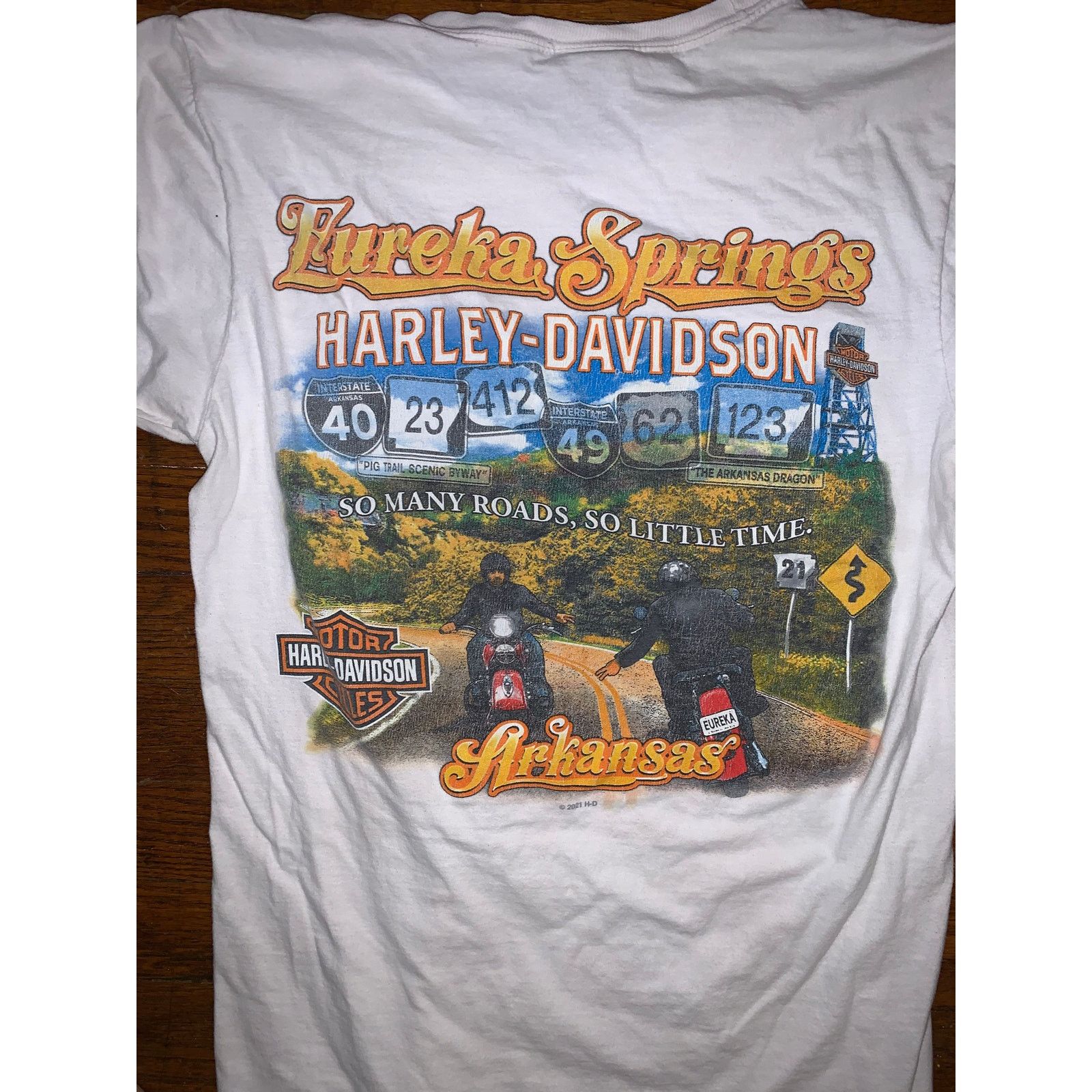 Harley Davidson Harley Davidson Baby Tee Small Eureka Springs Skull Shirt Size S / US 4 / IT 40 - 2 Thumbnail
