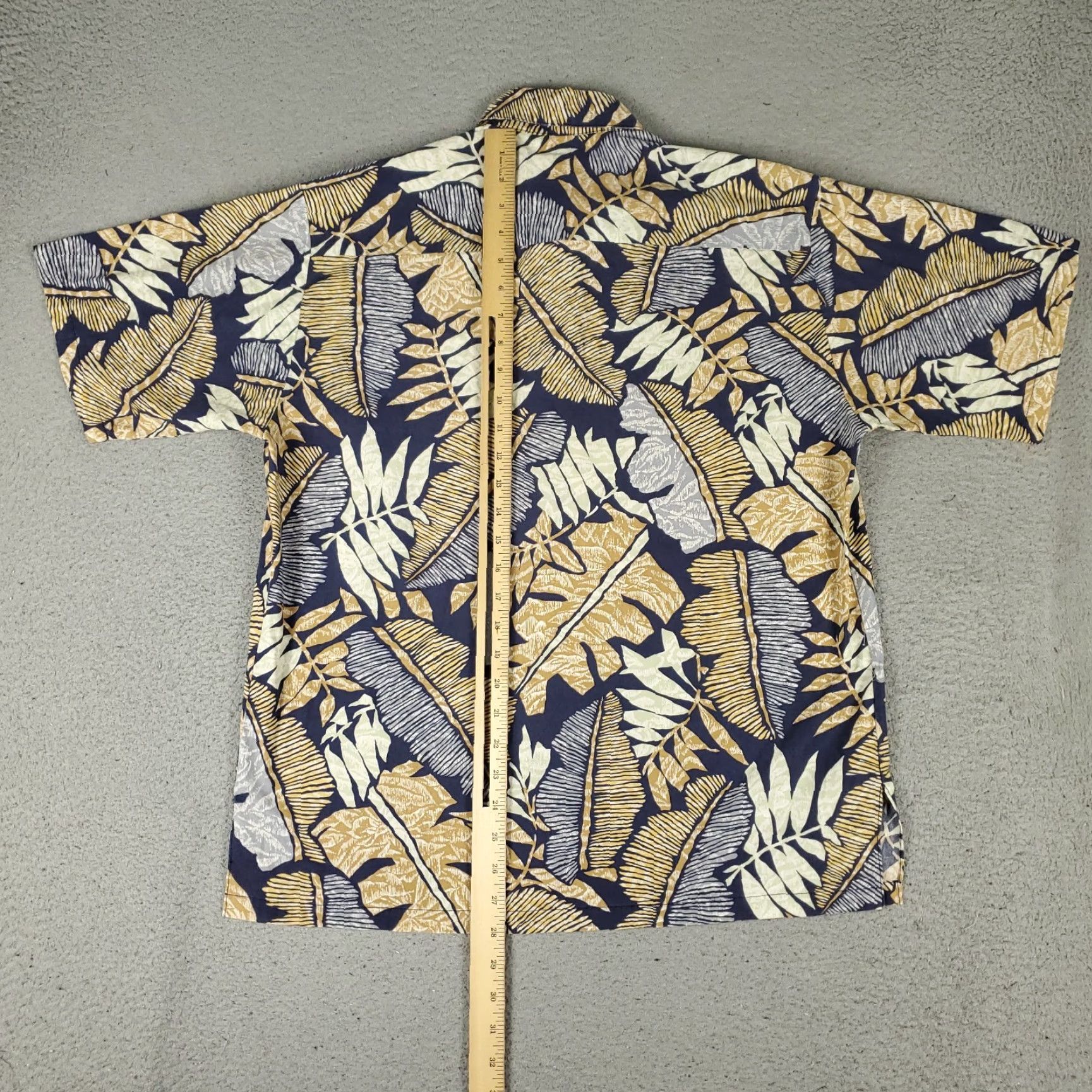 Tori Richard Tori Richard Shirt Mens Large Blue Beige Leaf Print Button Up Short Sleeve Size US L / EU 52-54 / 3 - 3 Thumbnail