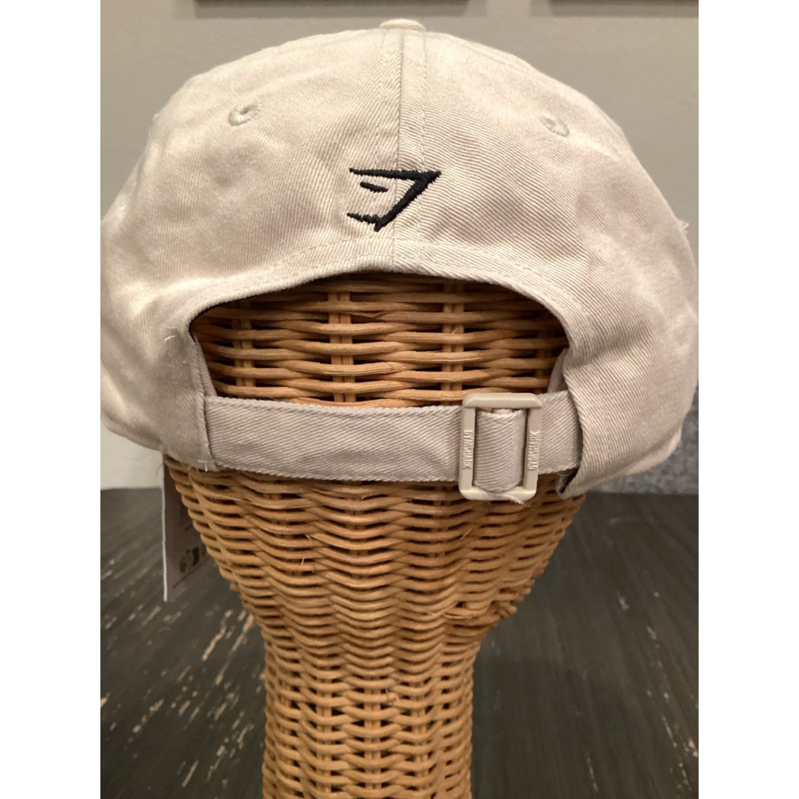 Gymshark Gymshark Hat Adult Unisex One Size Beige 6 Panel Adjustable Flat Peak Cap Size ONE SIZE - 4 Thumbnail