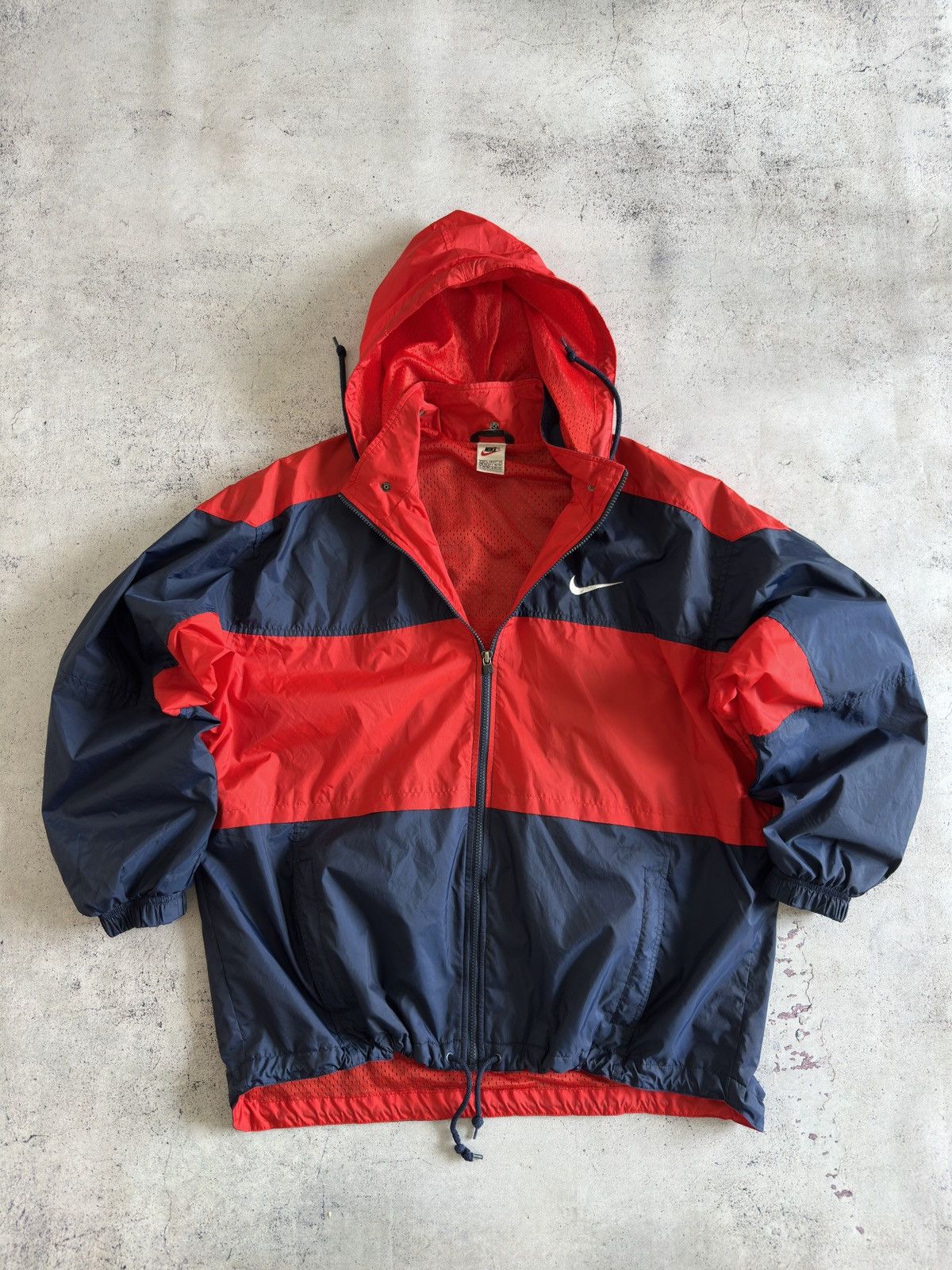 Nike Vintage Nike Relaxed Nylon Track Jacket Size XL Size US XL / EU 56 / 4 - 1 Thumbnail