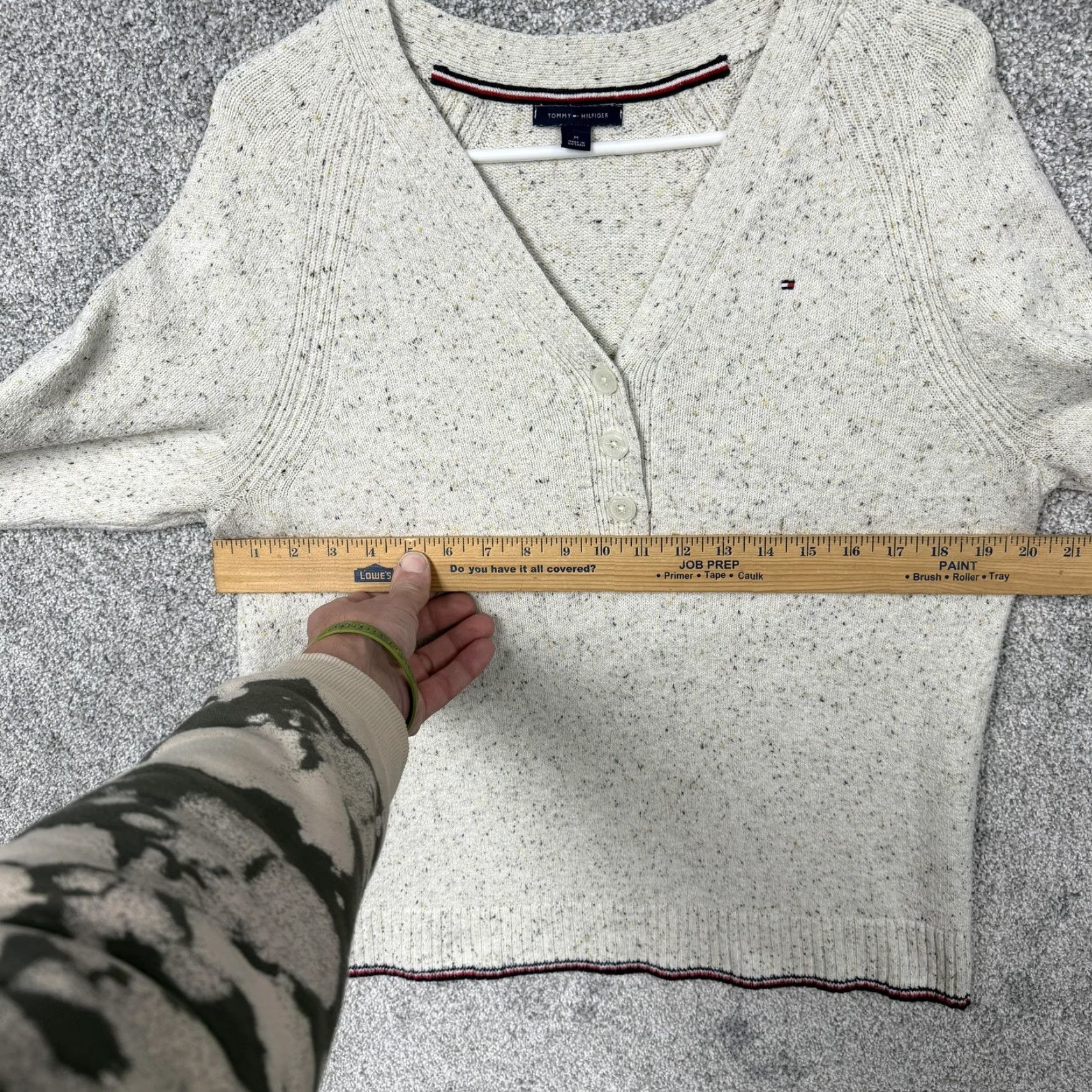 Tommy Hilfiger Tommy Hilfiger Sweater Mens M White Henley V-Neck Knit Preppy Classic Layering Size US M / EU 48-50 / 2 - 4 Thumbnail