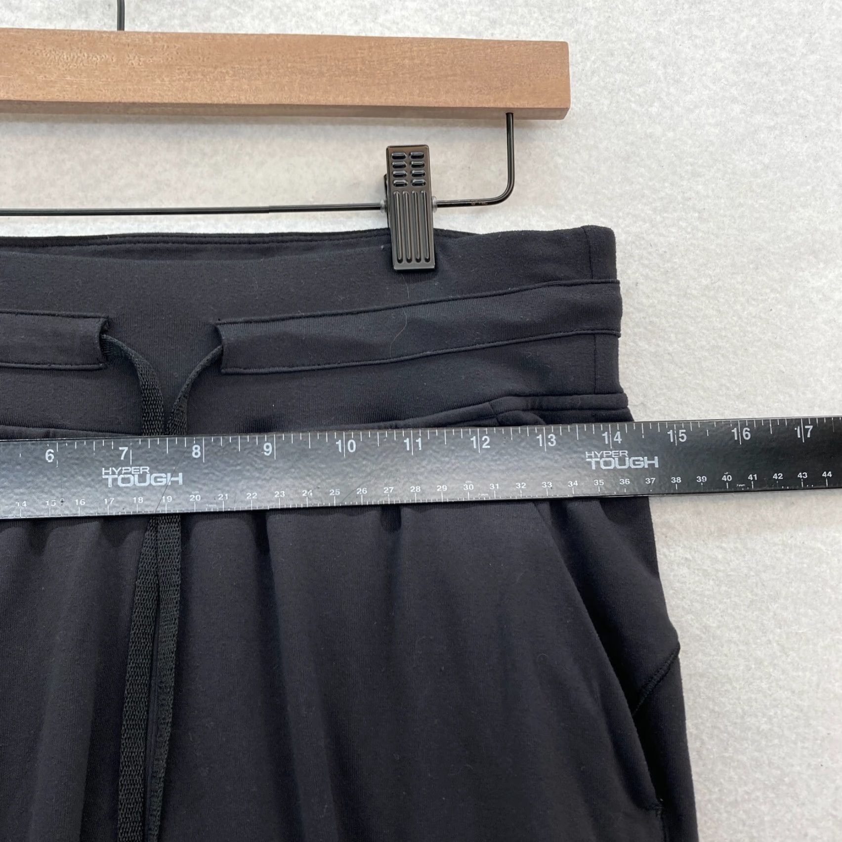 Lululemon Lululemon Jogger Pants Women's 6 Black Stretch Drawstring Slim Taper Gym Yoga Size 28" / US 6 / IT 42 - 6 Thumbnail