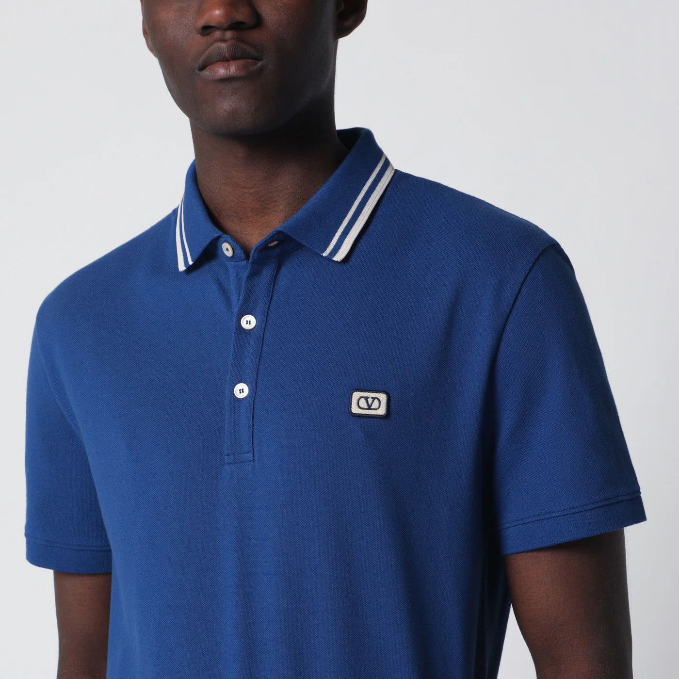 Valentino o1d2blof0326 VLogo Patch Polo Shirt in Blue Size US L / EU 52-54 / 3 - 3 Thumbnail