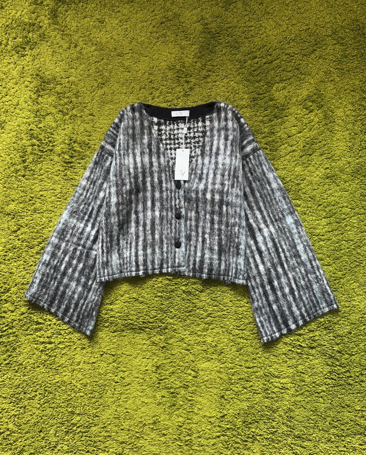 Other 57 London luxury NWT mohair wool blend cardigan sweater Size M / US 6-8 / IT 42-44 - 1 Thumbnail