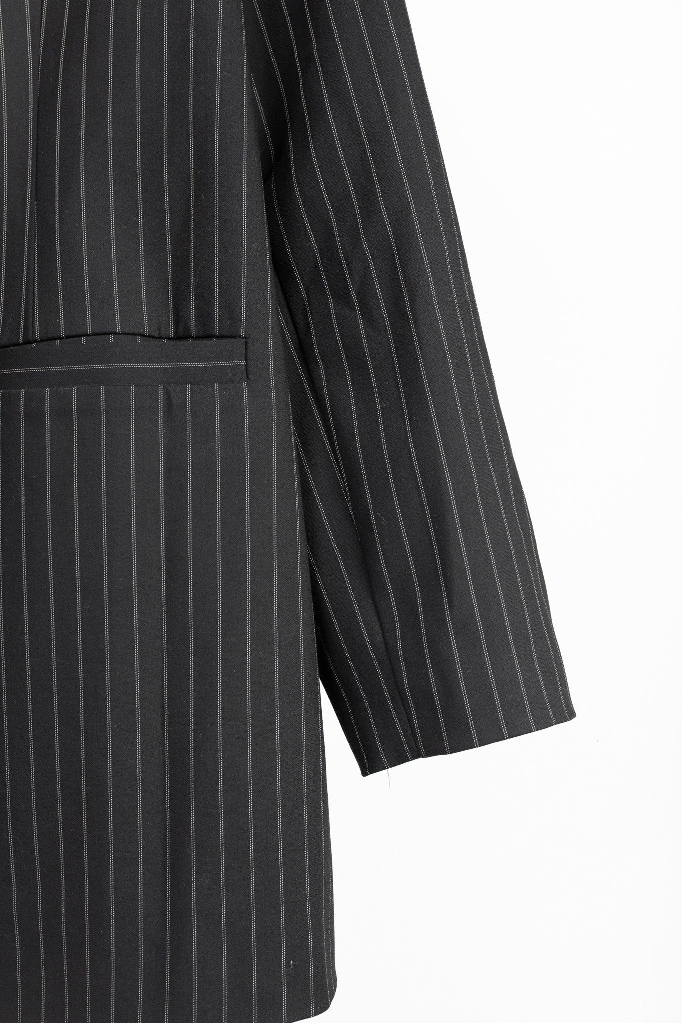 Ganni Ganni Black Pinstripe Oversized Blazer Size S / US 4 / IT 40 - 6 Thumbnail