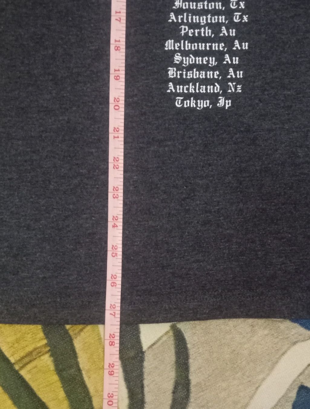 Band Tees Taylor Swift Reputation Stadium Tour T-shirt Size US S / EU 44-46 / 1 - 16 Thumbnail
