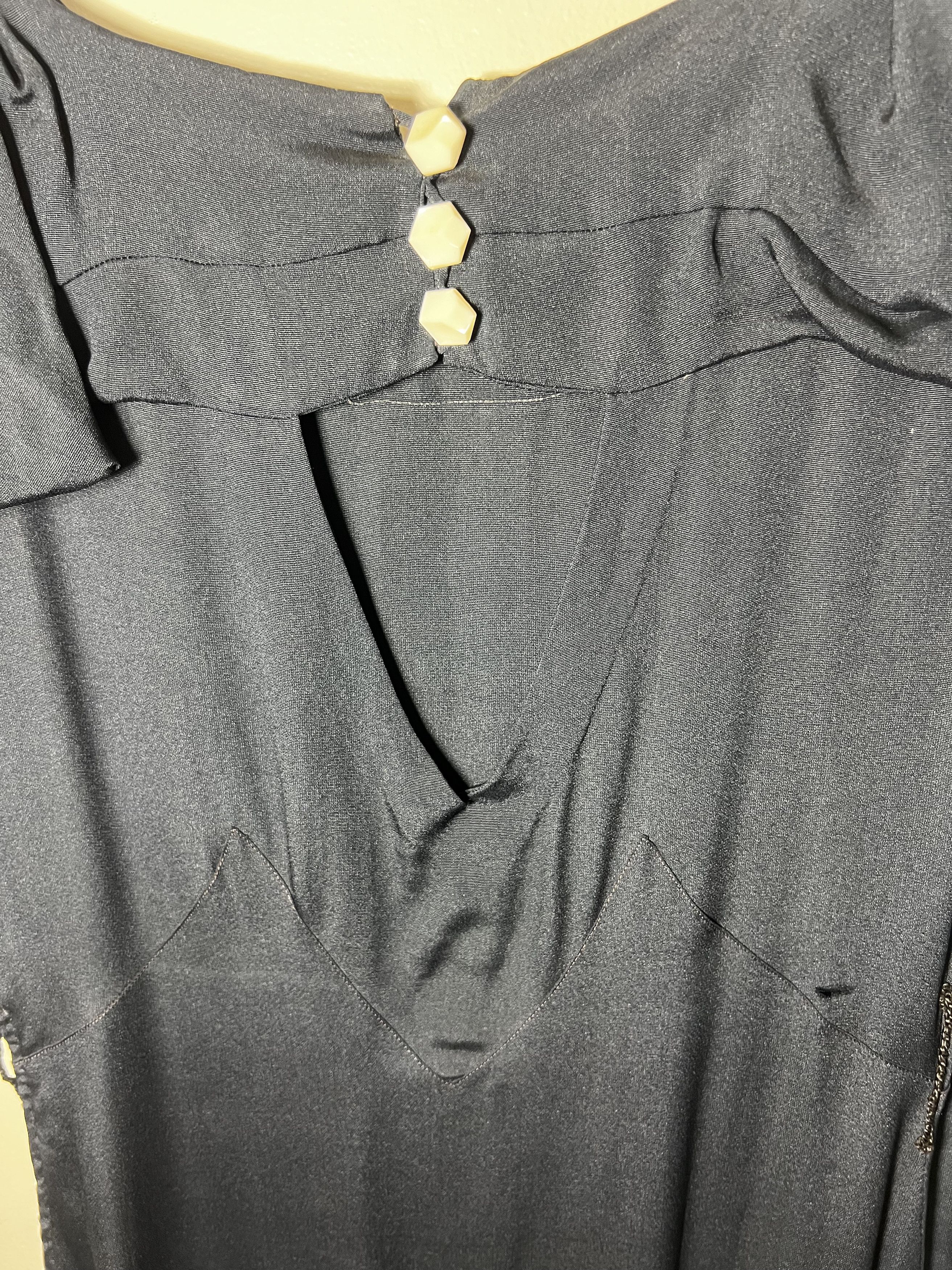 Other × Vintage Vintage 1940's Dark Blue Gown w White Bakelite Buttons Size M / US 6-8 / IT 42-44 - 10 Thumbnail
