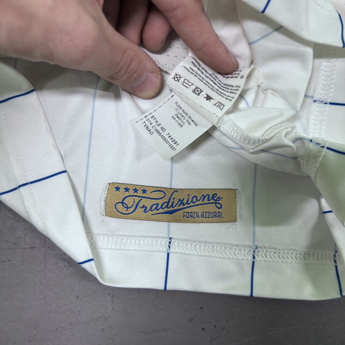 Other × Puma × Vintage Puma Italy 2014 Away Football Shirt Soccer Jersey Size L Size US L / EU 52-54 / 3 - 6 Thumbnail