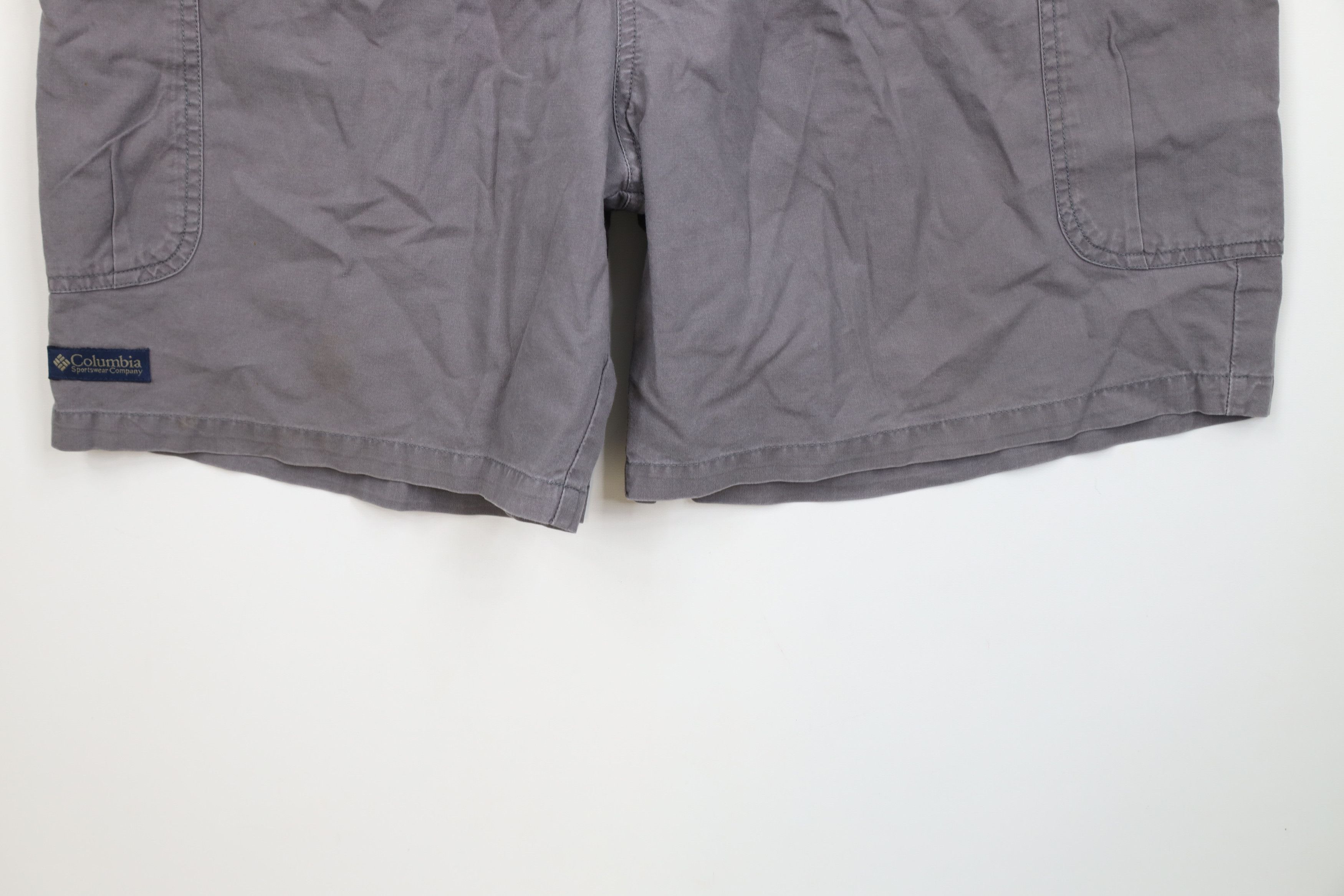 Columbia Vintage 90s Columbia Spell Out Above Knee Cargo Shorts Gray Size US 38 / EU 54 - 4 Thumbnail