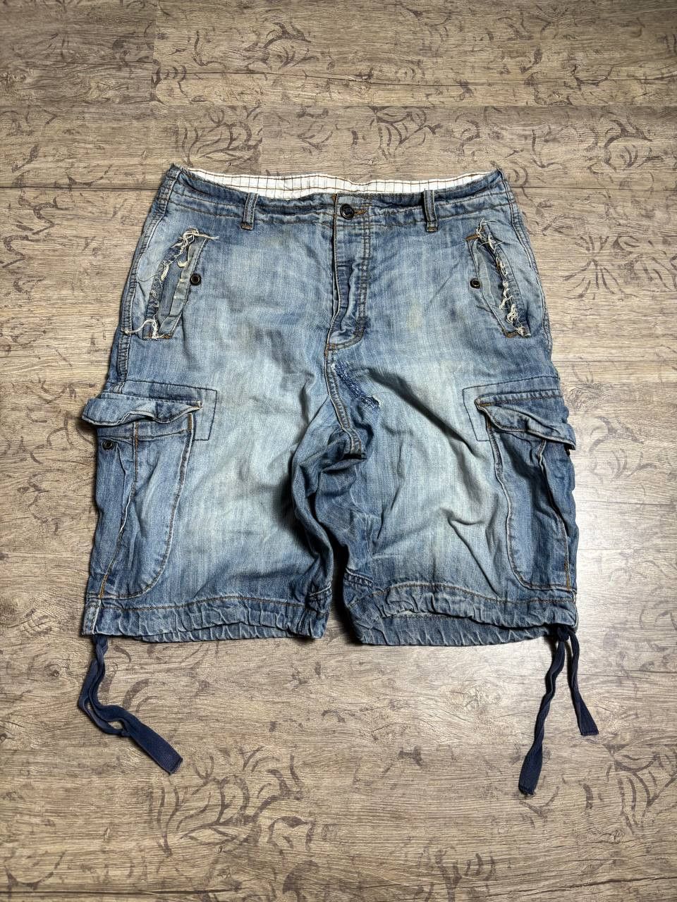 Japanese Brand VTG Balenci! IfSixWasNine type! CARGO Distressed Fade Shorts Size US 34 / EU 50 - 4 Thumbnail