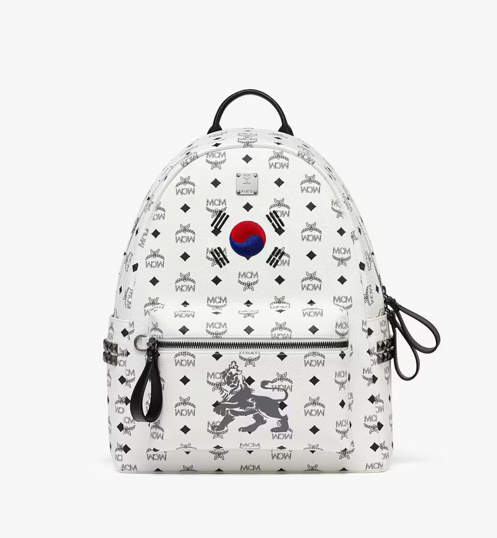 MCM o1mt1gz0825 Size: OS / Medium Backpack in White Size ONE SIZE - 1 Thumbnail