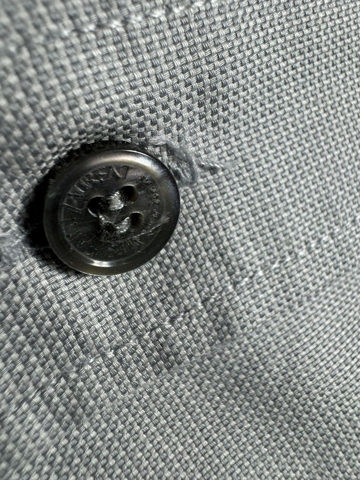 Yves Saint Laurent Yves Saint Laurent YSL Luxury Button Up Shirt Size US M / EU 48-50 / 2 - 6 Thumbnail