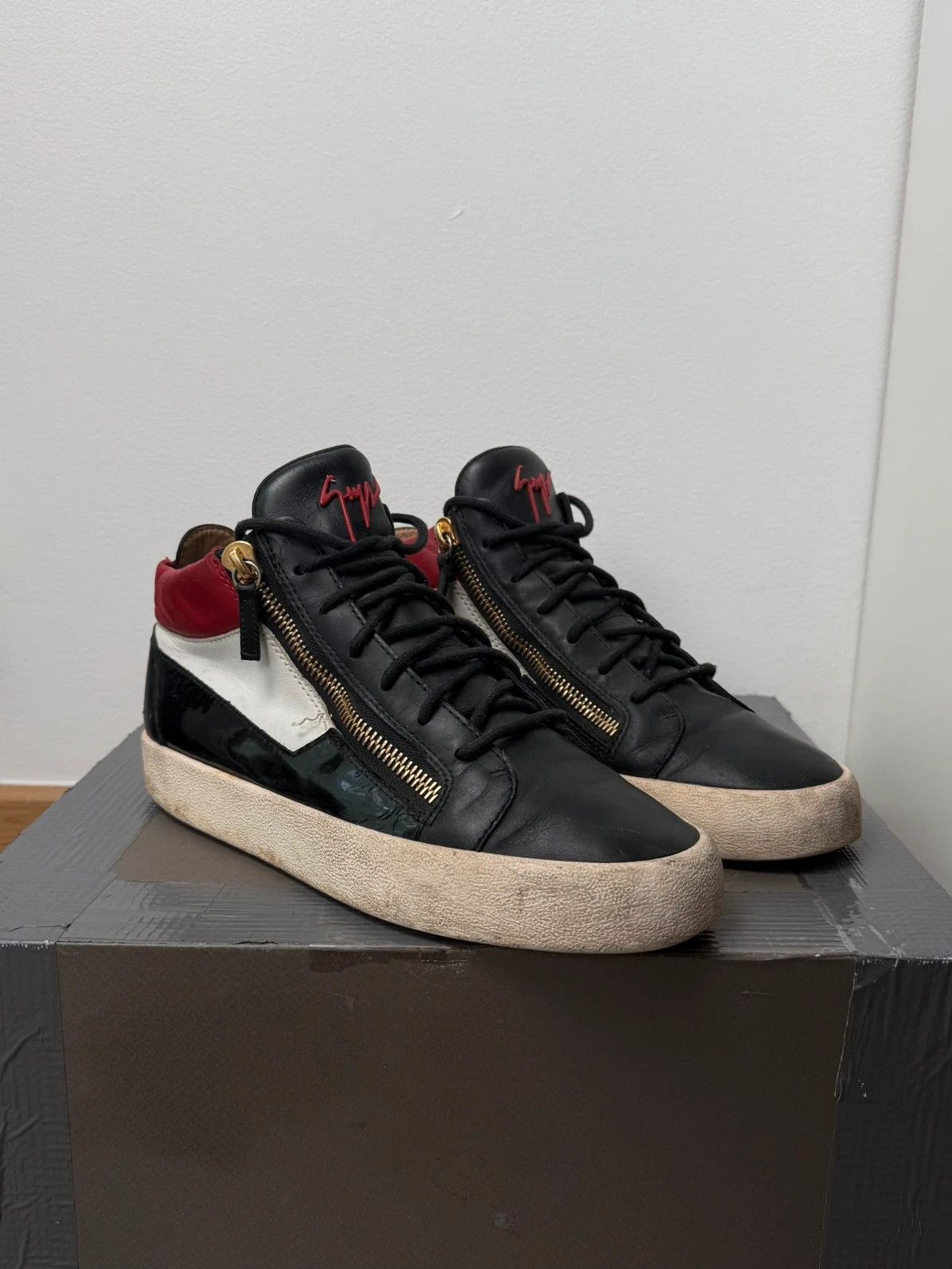 Giuseppe Zanotti Giuseppe Zanotti shoes sneakers street wear y2k luxury Size US 10 / EU 43 - 1 Thumbnail