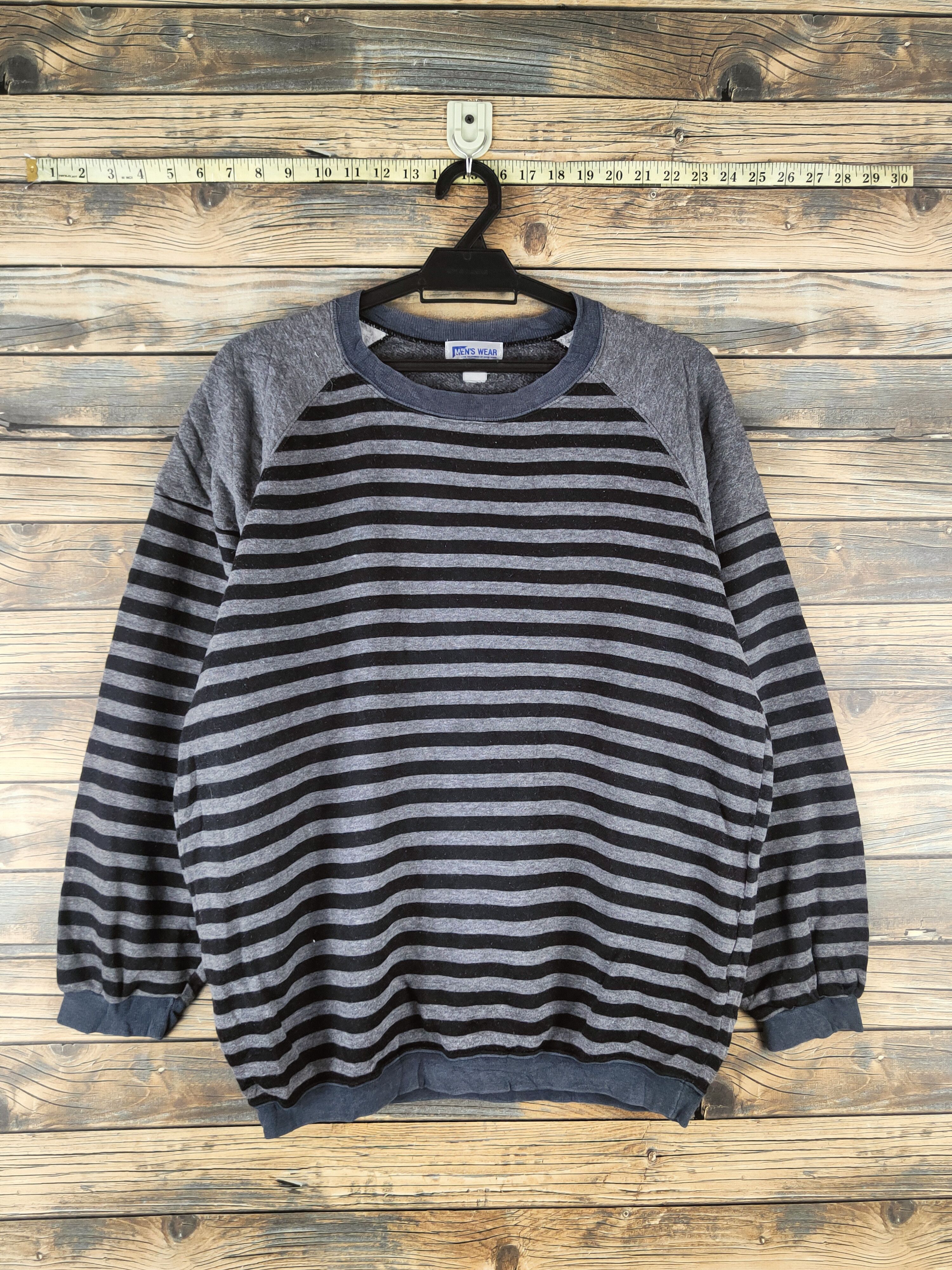Japanese Brand Vintage & Retro Design Japanese Brand Black Gray Sweatshirt Size US L / EU 52-54 / 3 - 1 Thumbnail
