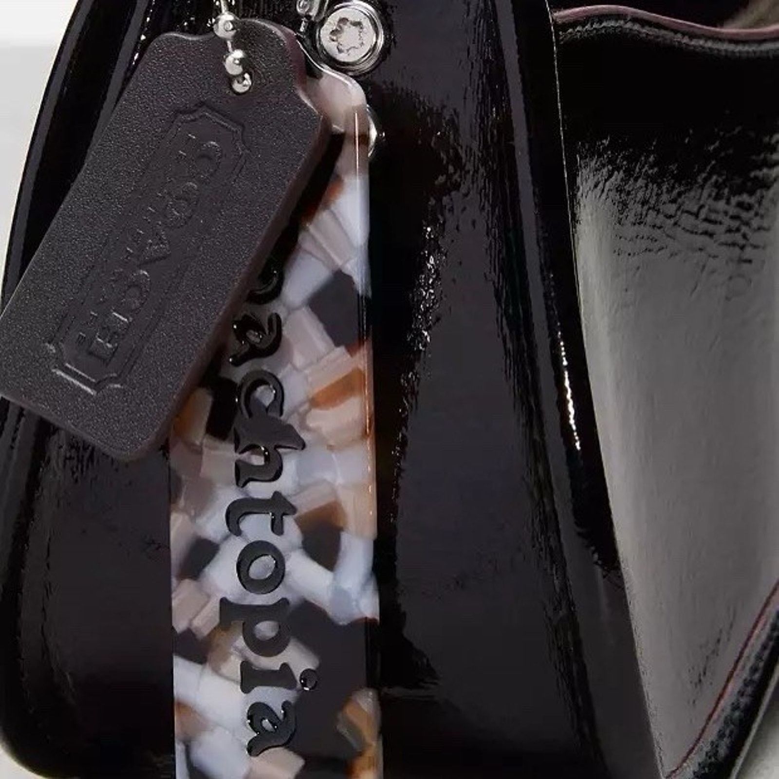 Coach NWT Coach Wavy Dinky Bag Patent Leather CQ056 Black Size ONE SIZE - 13 Thumbnail