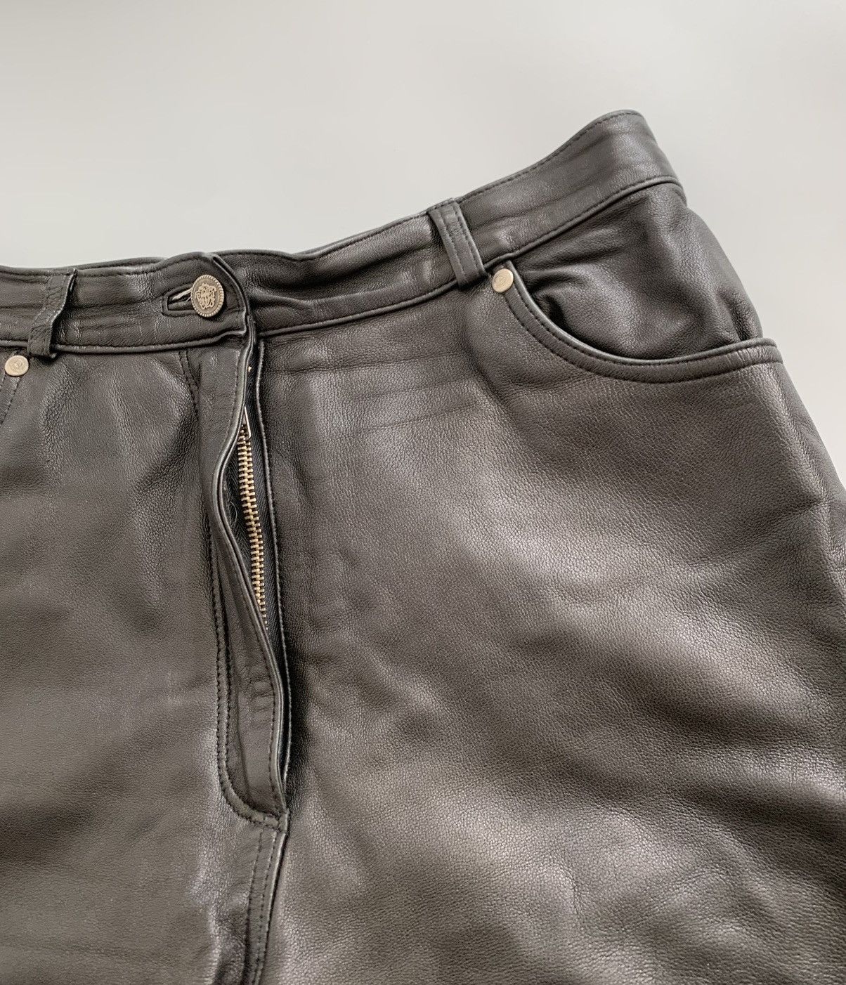 Versace Vintage Versace Leather Pants Y2K streetwear Size 27" / US 4 / IT 40 - 14 Thumbnail