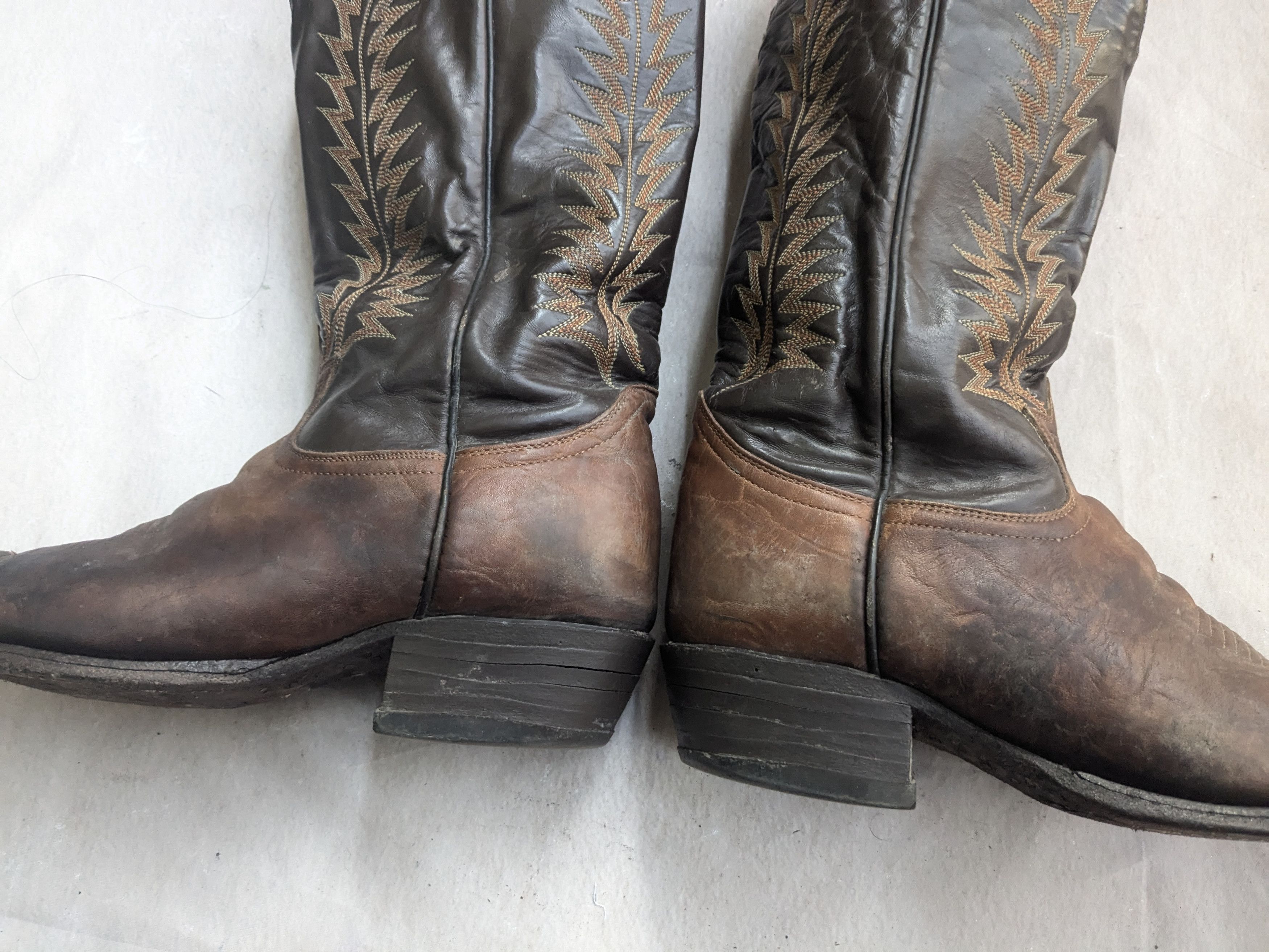 Genuine Leather Vintage Tony Lama Cowboy Boots Brown 9 Wide Leather Western Size US 9 / EU 42 - 11 Thumbnail