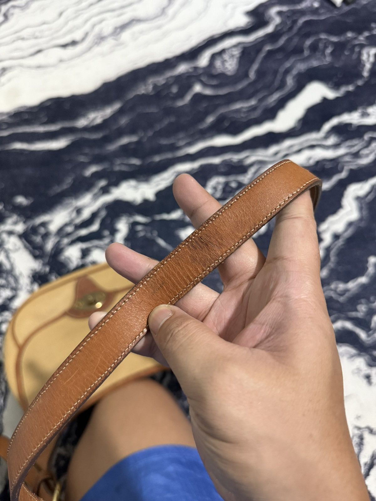 Vintage Dooney & bourkey leather slingbag Size ONE SIZE - 3 Thumbnail