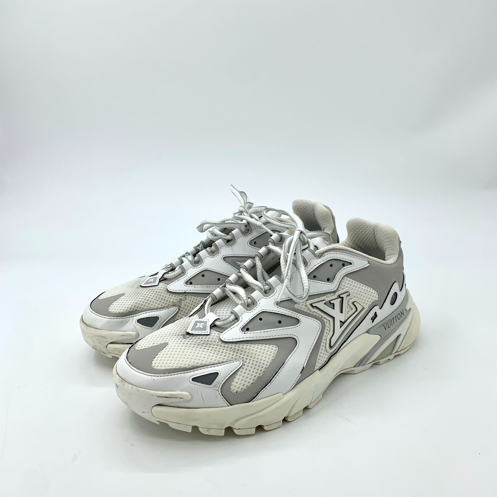 Louis Vuitton Run Away Archlight Sneakers White/Grey