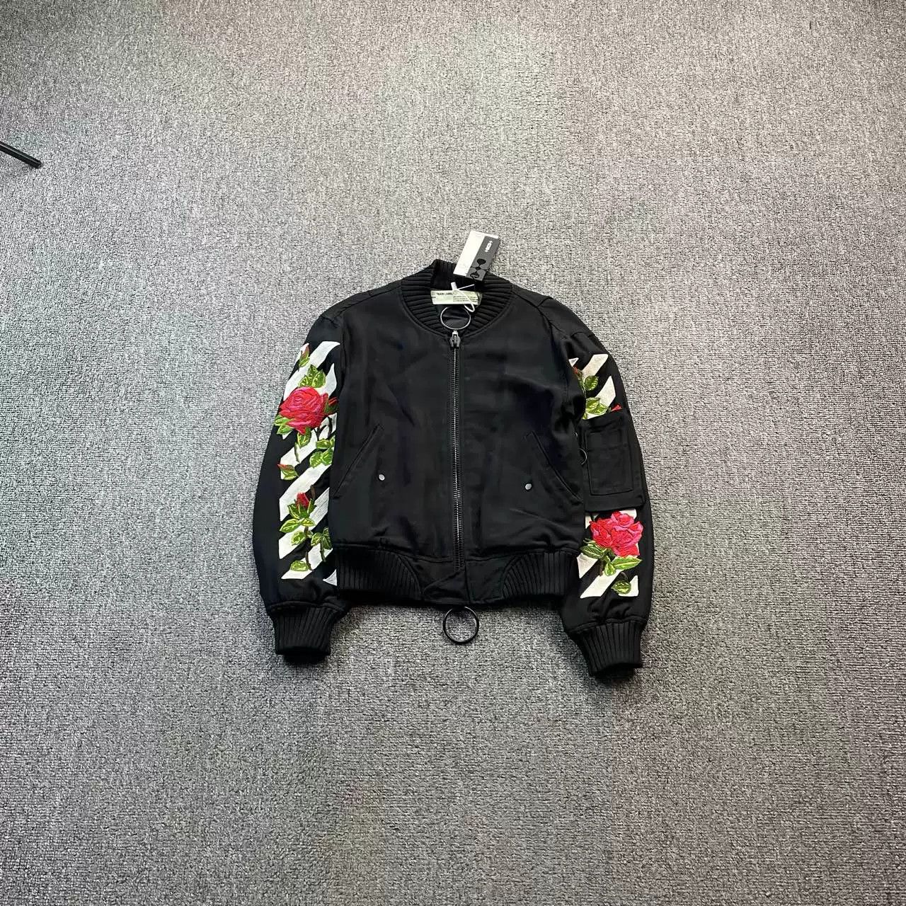 Off-White Off-White Flower Arrow MA1 Jacket Size XXS / US 00 / IT 34 - 1 Thumbnail
