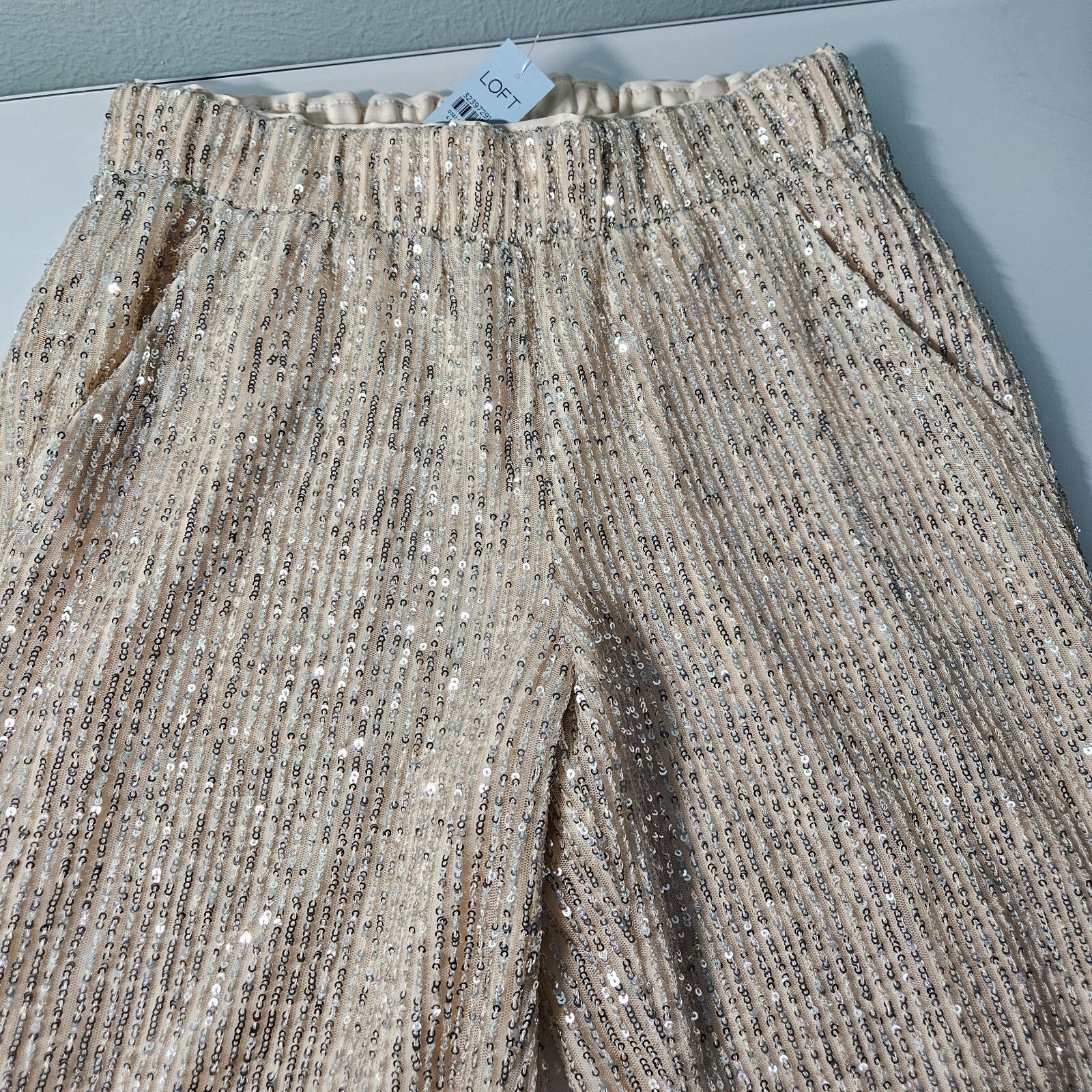 Loft Loft Petites XS Sequin Jogger Pants Gold Sparkly Elastic Wai Size 26" / US 2 / IT 38 - 7 Thumbnail