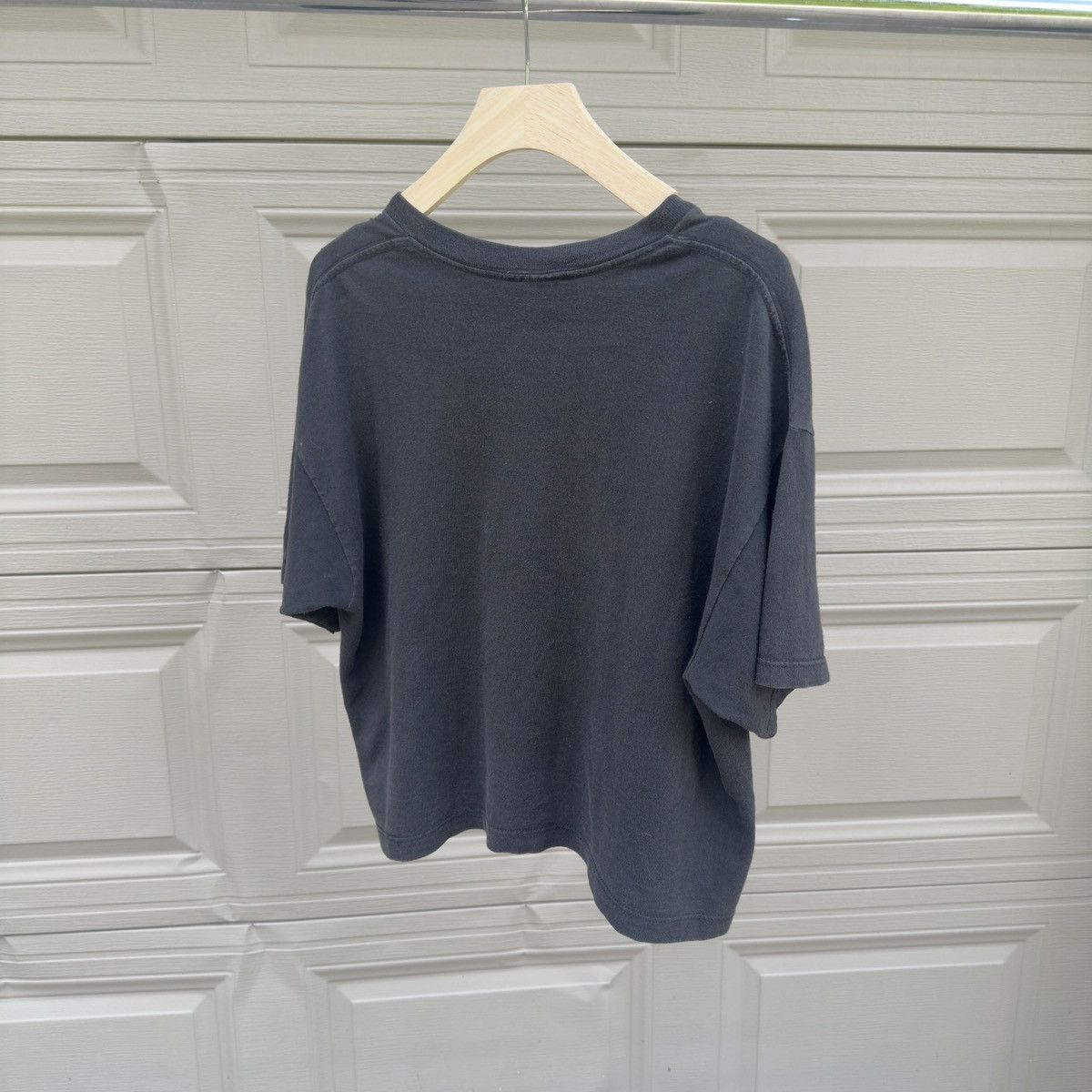 Vintage Vintage Faded Black Wide Boxy Cropped Shirt ERD Grunge Size US M / EU 48-50 / 2 - 4 Thumbnail