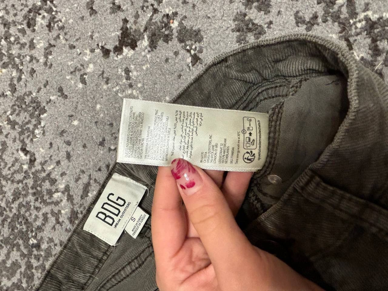 Bdg × Japanese Brand BDG Urban Outfitters High Waisted Grey Corduroy Y2K Skirt Size 23" - 7 Thumbnail