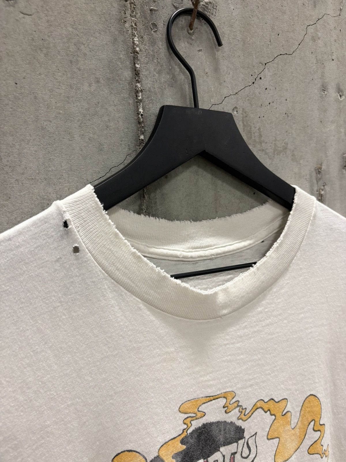 Band Tees Vintage The Humpty Dance Shirt Thrashed Faded Grunge Band Size US XL / EU 56 / 4 - 5 Thumbnail