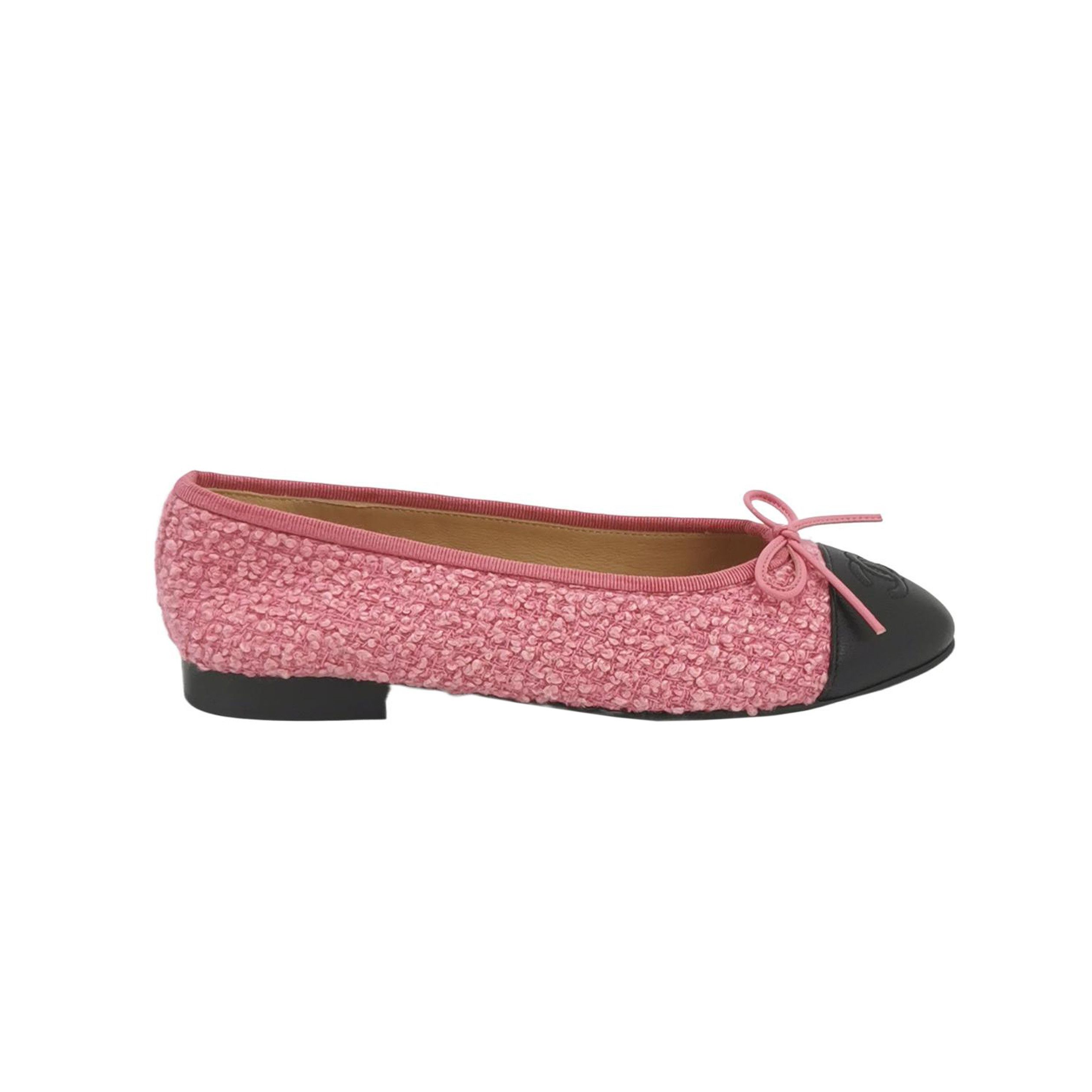 Chanel Chanel Women 5-5 Flats Size US 5.5 / IT 35.5 - 1 Thumbnail