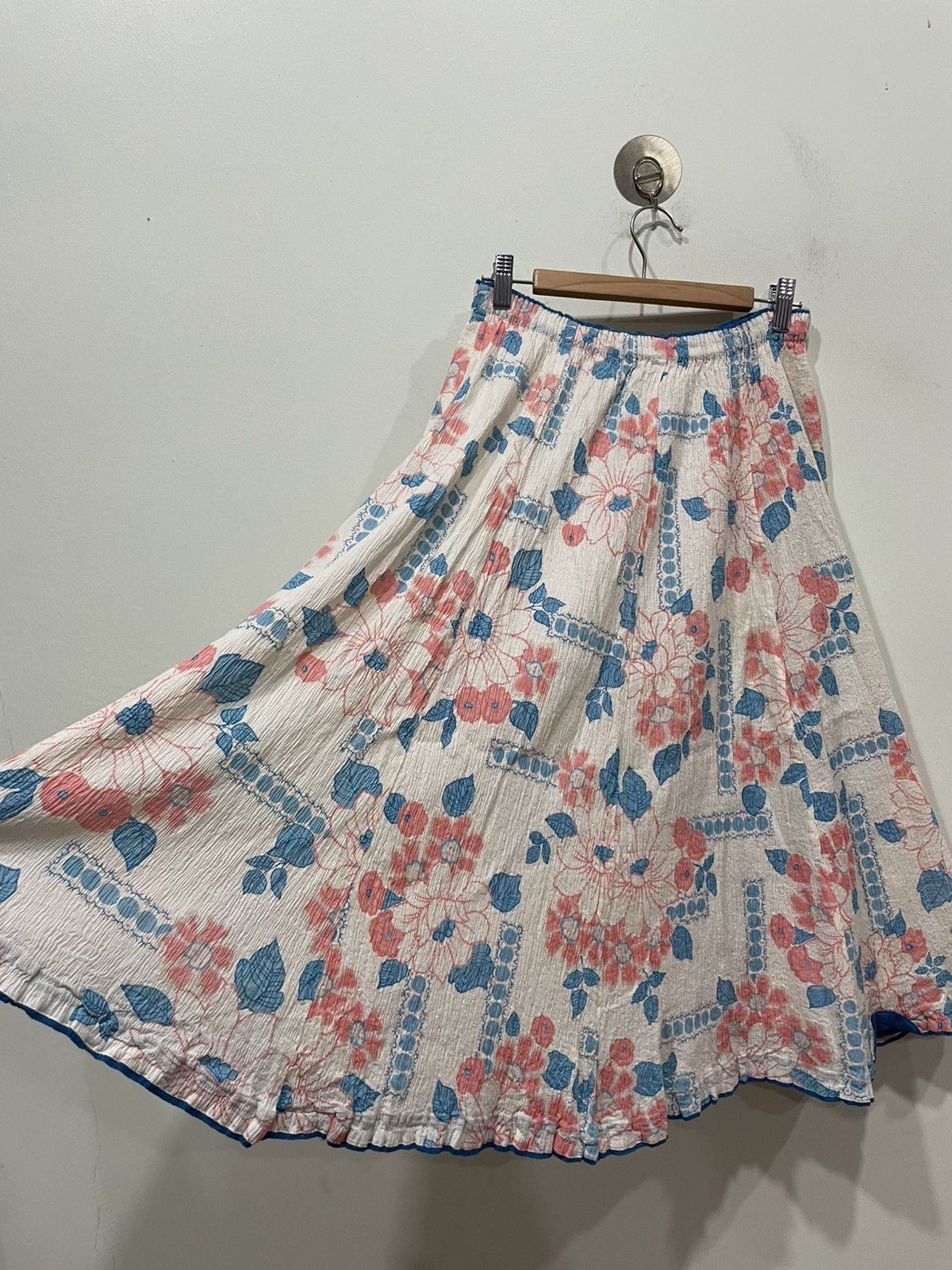 Tsumori Chisato Tsumori Chisato Pleated Maxi skirt Size 26" / US 2 / IT 38 - 4 Thumbnail