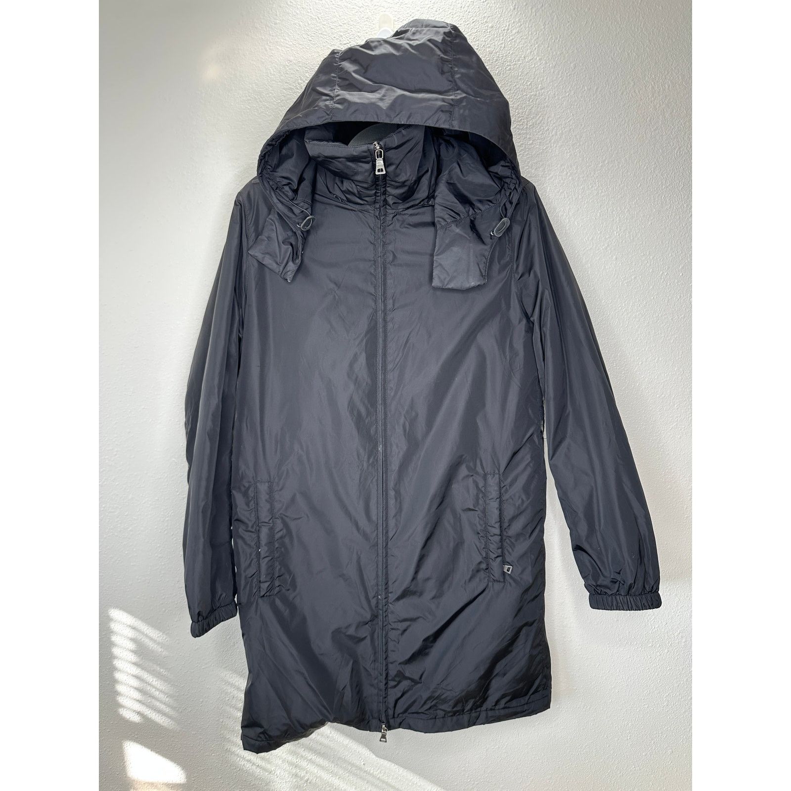 Prada Prada Black Polyester Hooded Long Line Rain Jacket 42 / L Size US L / EU 52-54 / 3 - 2 Thumbnail