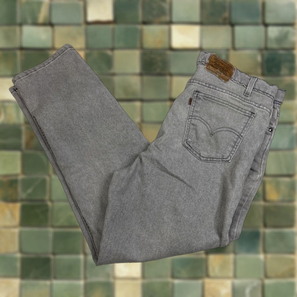Levi's VINTAGE Levi's 540 Jeans Mens 40 x 32 Gray Loose Tapered 90s Y2K USA Made Tag 40 X 32 - Jeans - Mens Size US 40 / EU 56 - 1 Thumbnail