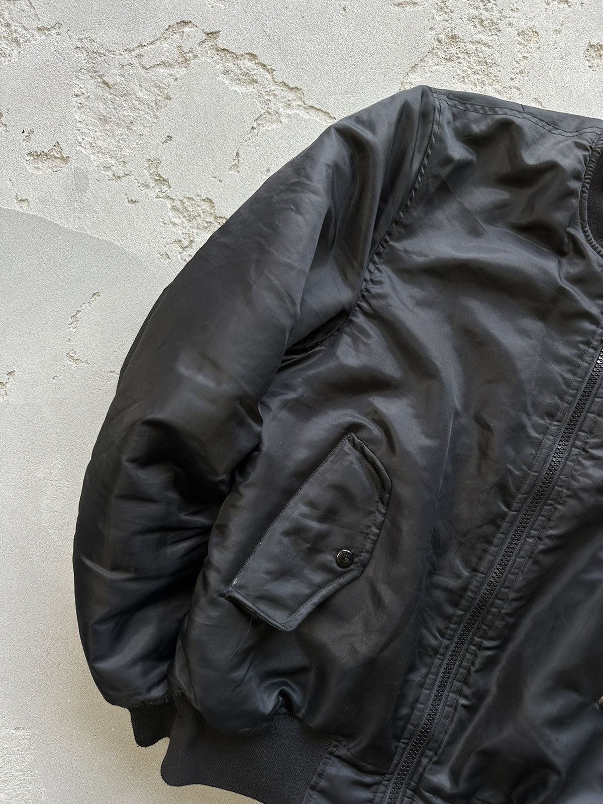 Vintage Vtg 90s USAF RT Industries M1 Reversible Bomber Jacket M Size US M / EU 48-50 / 2 - 3 Thumbnail