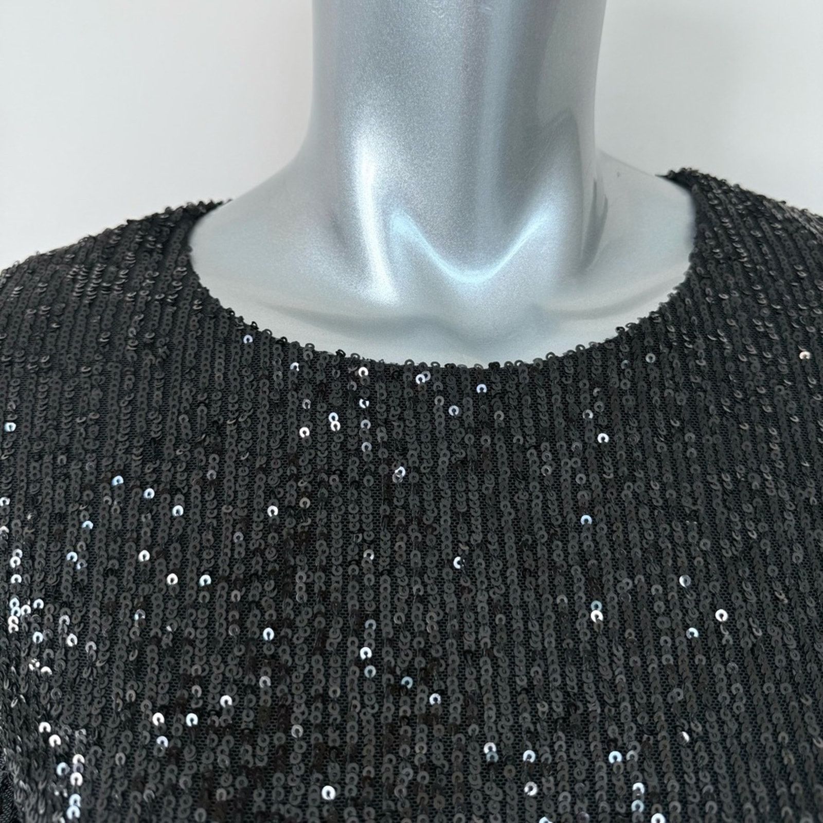 Blumarine NWT!!! Blumarine sequins women dress size M Retail 608$ Size M / US 6-8 / IT 42-44 - 4 Thumbnail