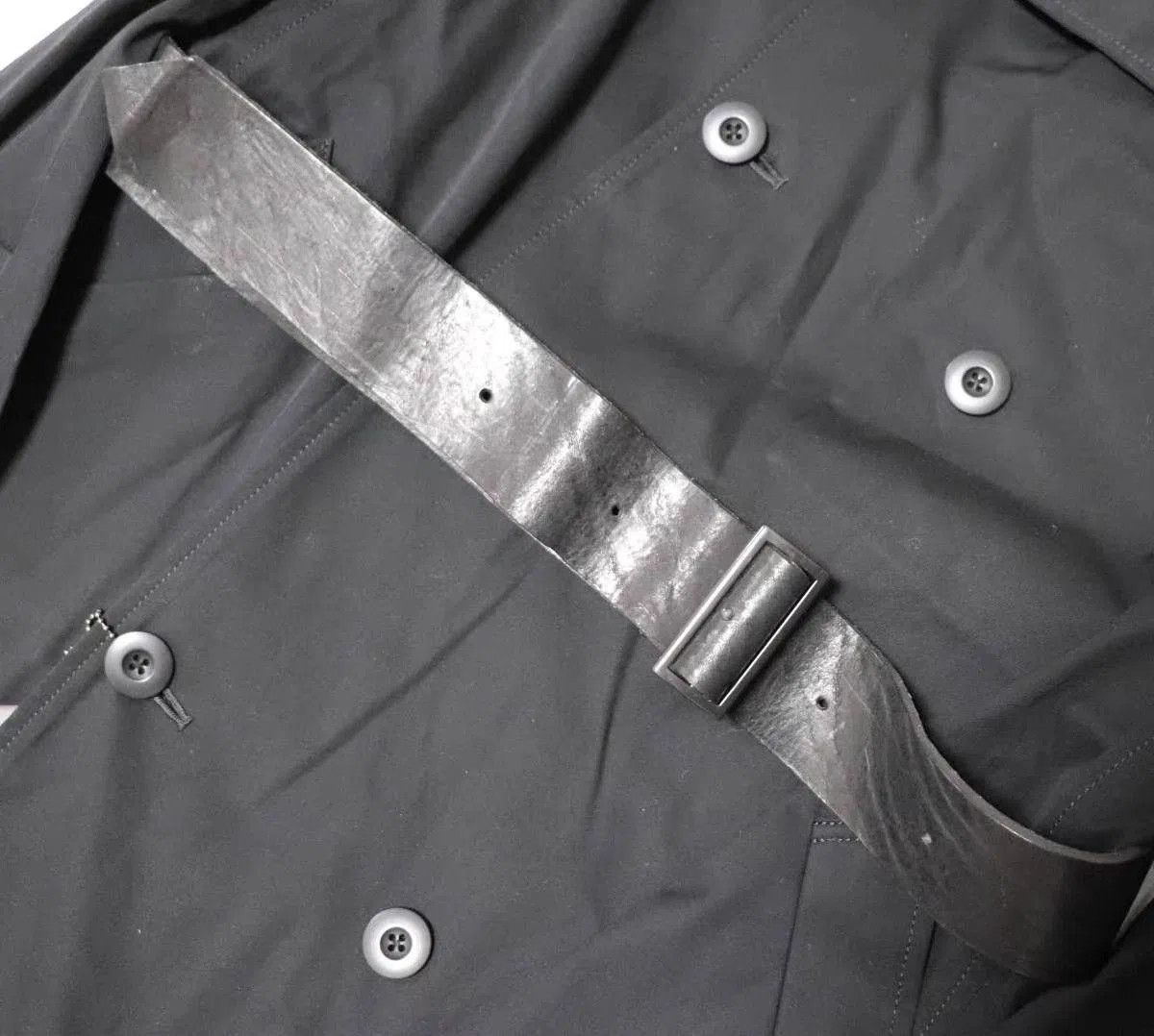 Isamu Katayama Backlash Black Double-Breasted Trench Coat with Belt. Size US M / EU 48-50 / 2 - 4 Thumbnail