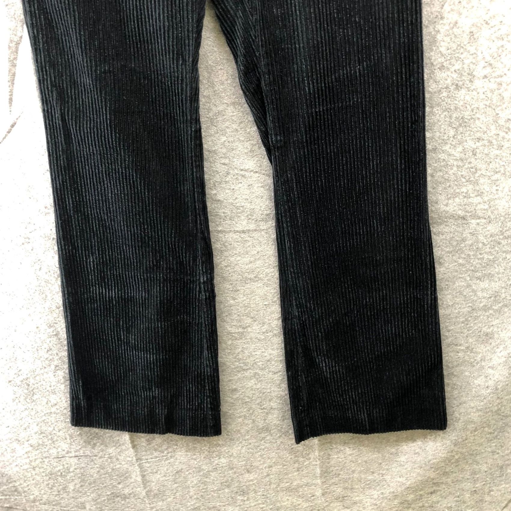 Banana Republic VINTAGE Banana Republic High Rise Boot Cut Corduroy Pants Womens 0 Black Cotton Size 25" / US 0 / IT 36 - 4 Thumbnail
