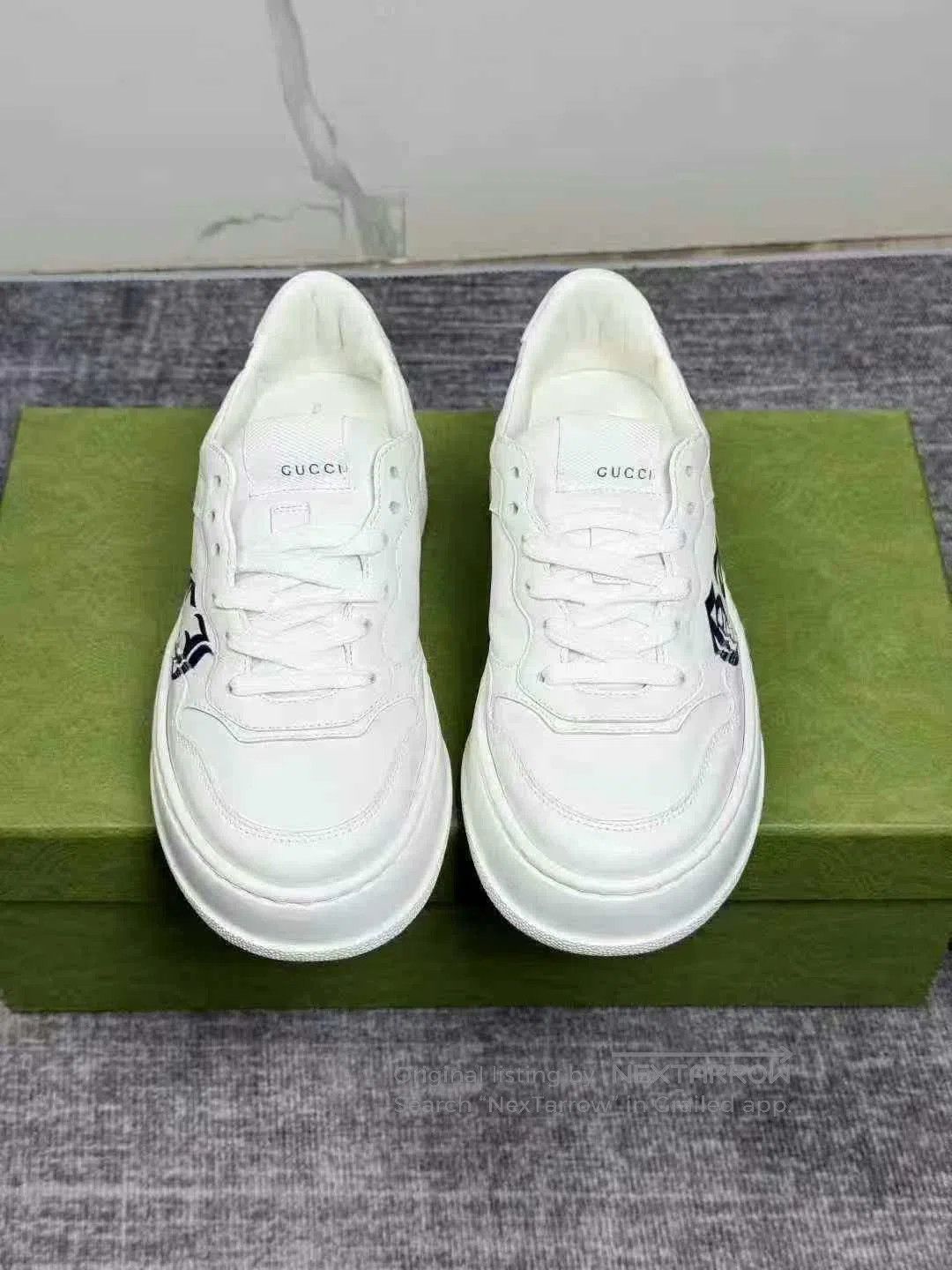 Gucci gucci white sneakers with logo print. Size US 5 / IT 35 - 3 Thumbnail