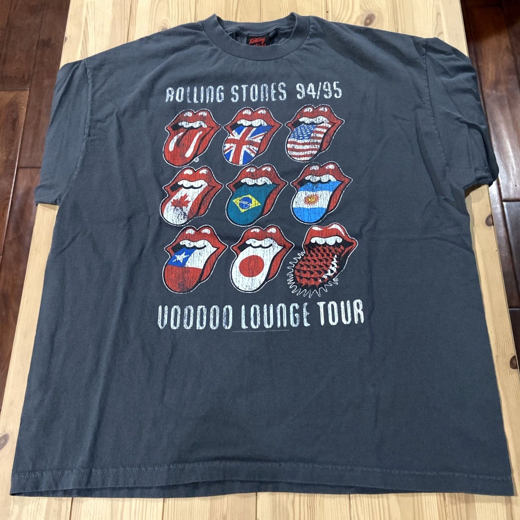 Junk Food Junk Food The Rolling Stones Tshirt Rock | T-Shirt | 2XL | Gray | Short Sleeve | Crew Neck | Adult | Men Size US XXL / EU 58 / 5 - 2 Thumbnail