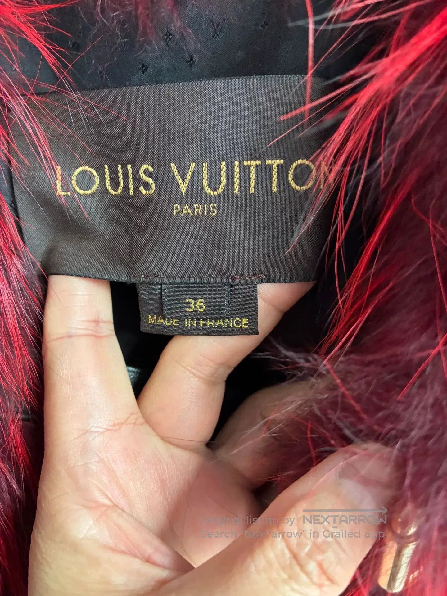 Louis Vuitton Louis Vuitton Fox Fur Vest. Size XS / US 0-2 / IT 36-38 - 4 Thumbnail