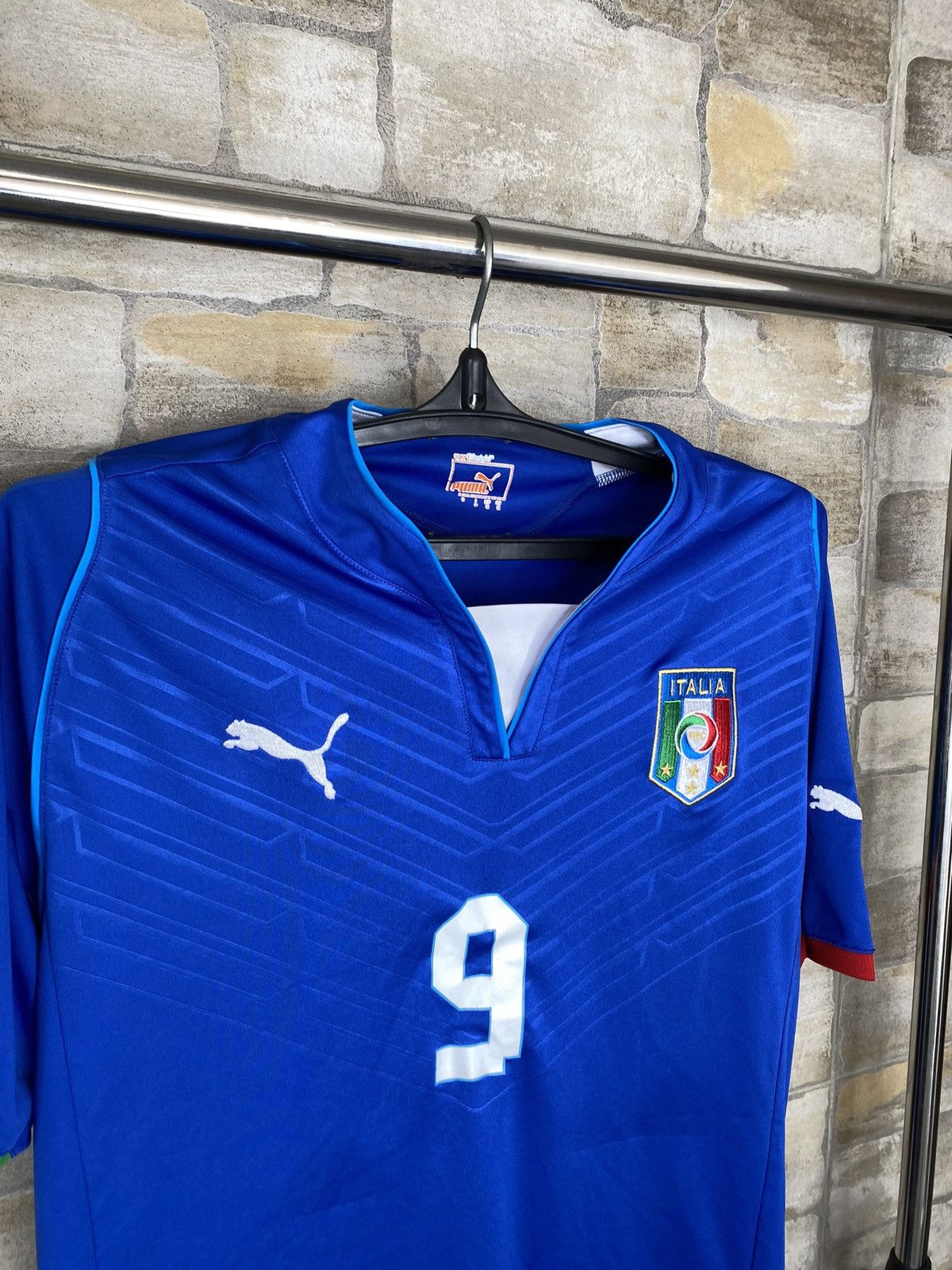 Puma Puma Italy 2013-2014 #9 Balotelli Home Kit Jersey Shirt Size US M / EU 48-50 / 2 - 4 Thumbnail