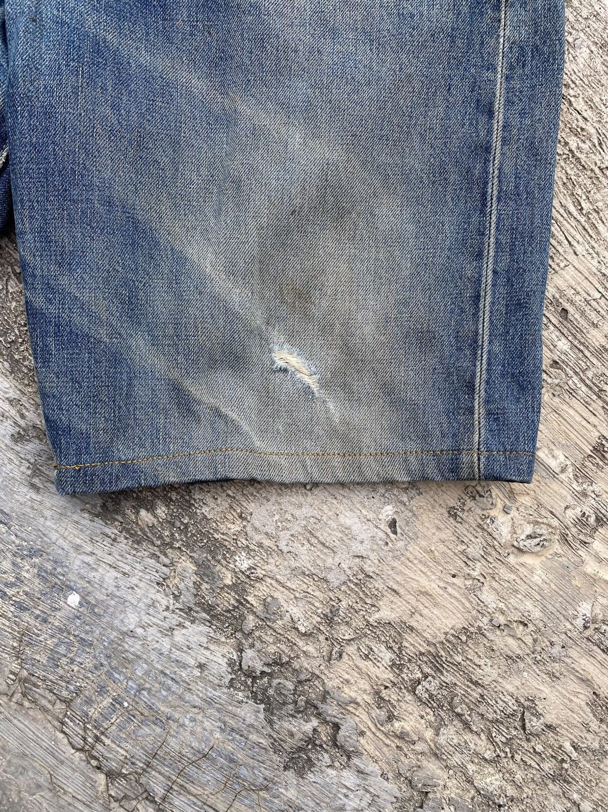 Other Vintage 90s levis 702 bunckle back big E selvedge distressed Size US 34 / EU 50 - 9 Thumbnail