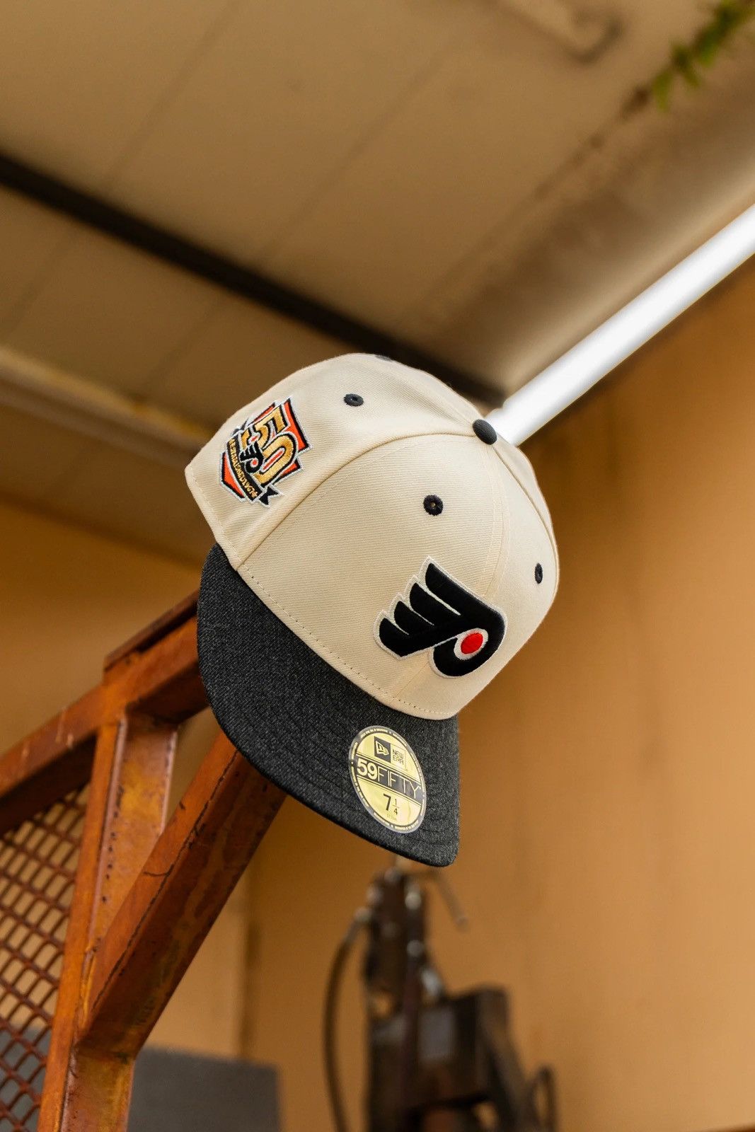 New Era New Era Flyers 50th Anniversary Grey 59Fifty 7 1/8 Fitted Size ONE SIZE - 2 Thumbnail