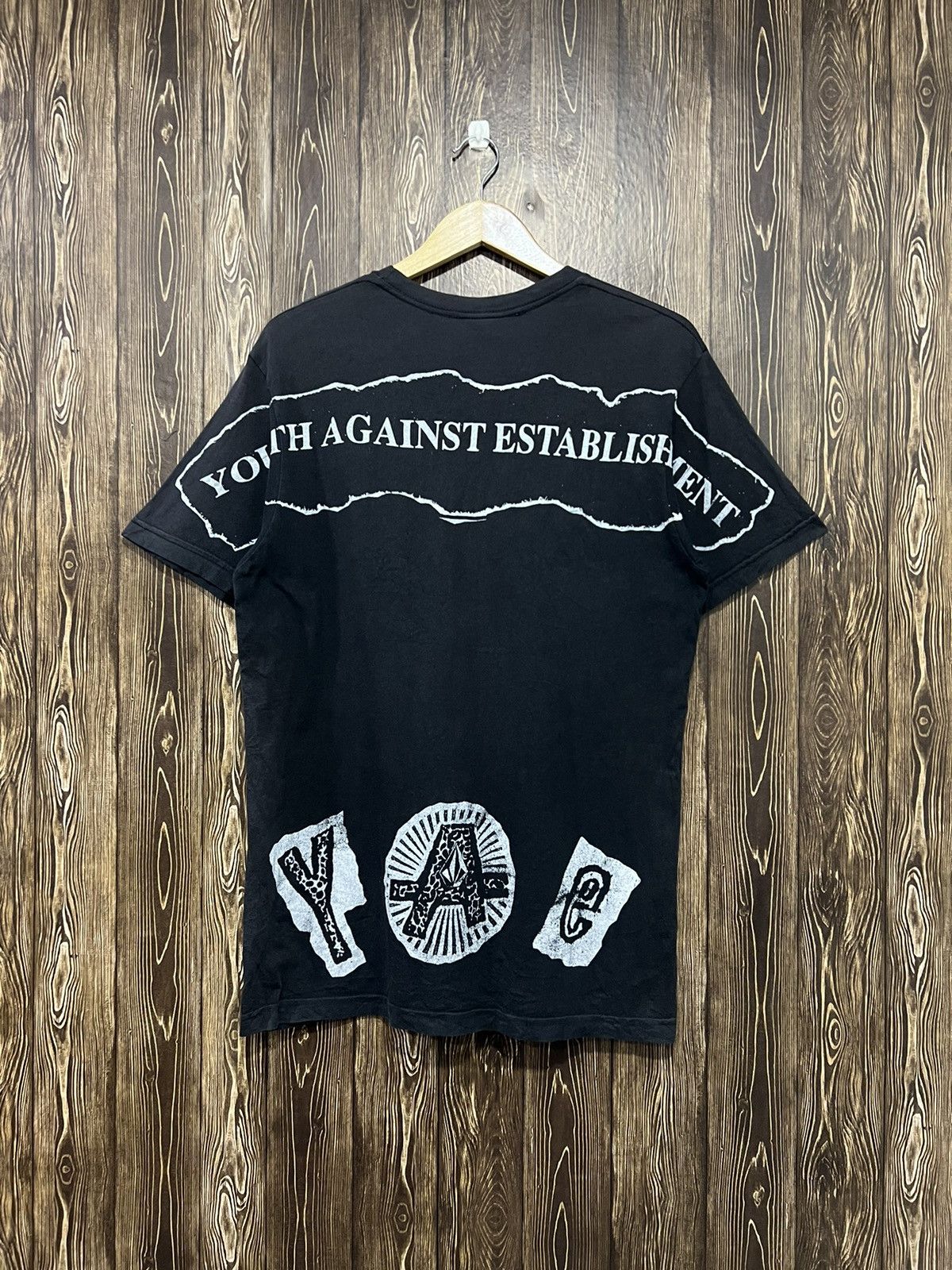 Vintage × Volcom Vintage Volcom ‘Youth Against Establishment’ Tshirt Size US M / EU 48-50 / 2 - 9 Thumbnail