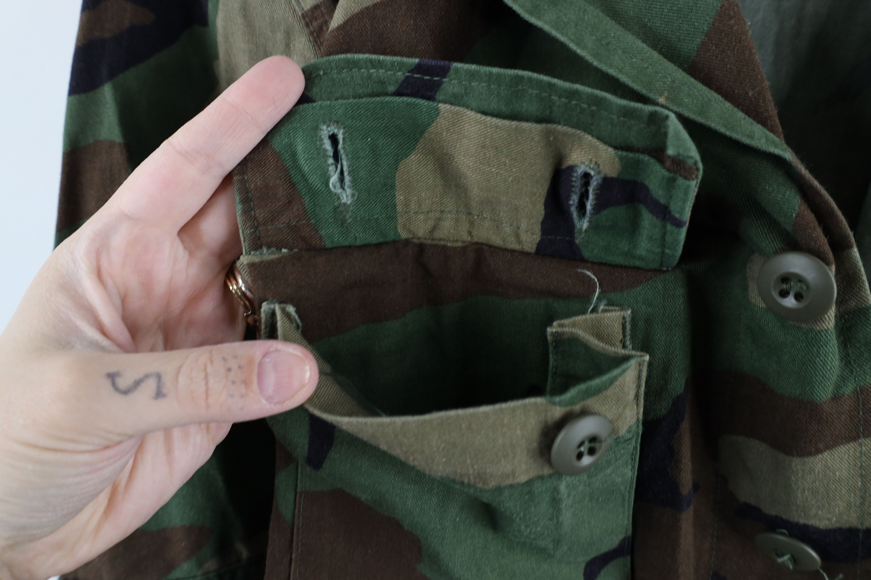 Vintage Vintage 90s USMC Woodland Camouflage Combat Coat Jacket USA Size US S / EU 44-46 / 1 - 7 Thumbnail