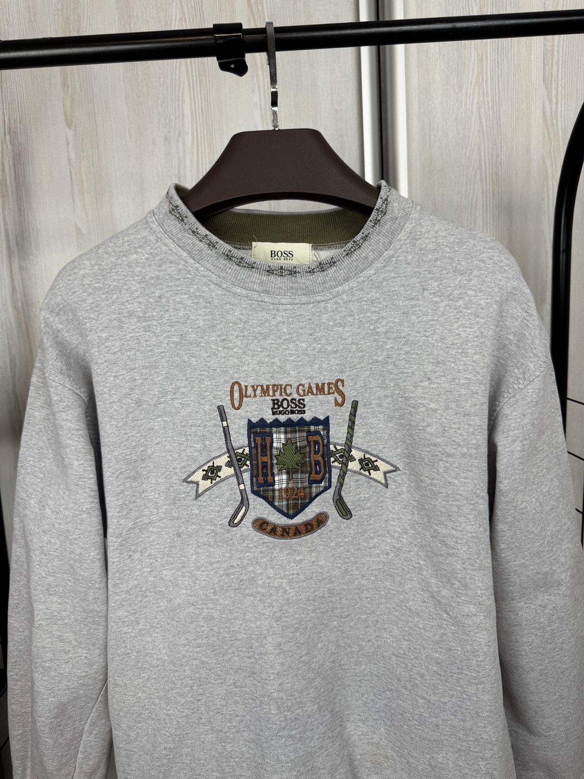 Hugo Boss Boss Hugo Boss Olympic Games Canada vintage 90s sweatshirt Size US L / EU 52-54 / 3 - 5 Thumbnail