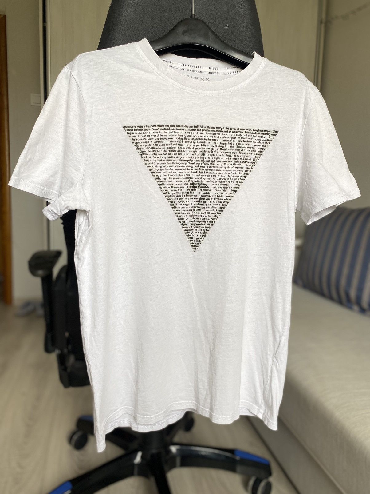 Guess Guess t shirt shot sleeve big logo center luxury Size US S / EU 44-46 / 1 - 2 Thumbnail