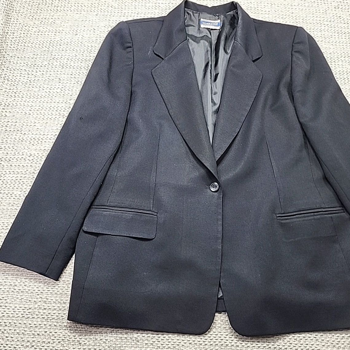 Pendleton VINTAGE Pendleton Blazer Womens 44 Black One-Button 100% Wool USA Made Size M / US 6-8 / IT 42-44 - 3 Thumbnail