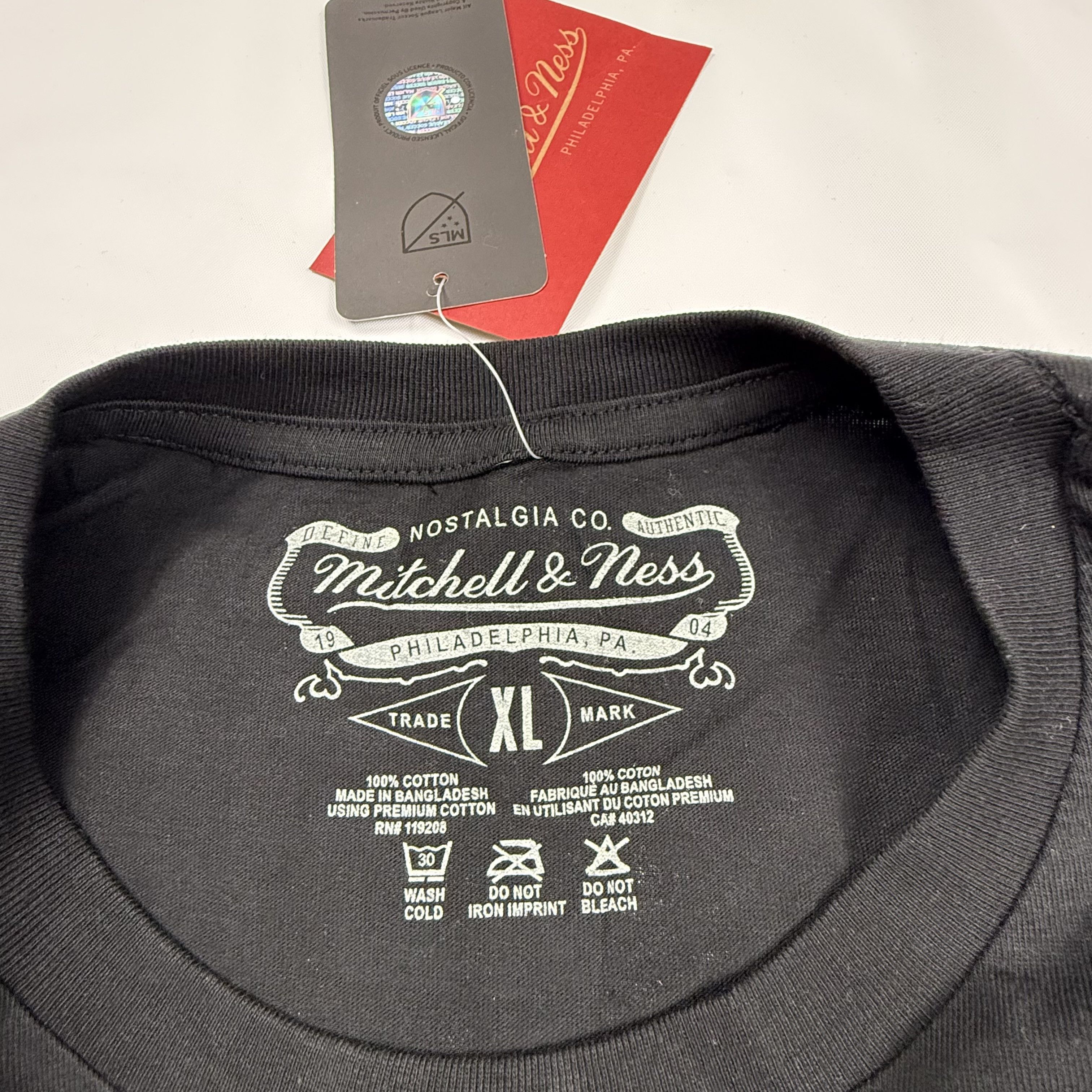 Mitchell & Ness Mitchell & Ness Original Fani Atlanta United 2022 Shirt XL Size US XL / EU 56 / 4 - 4 Thumbnail