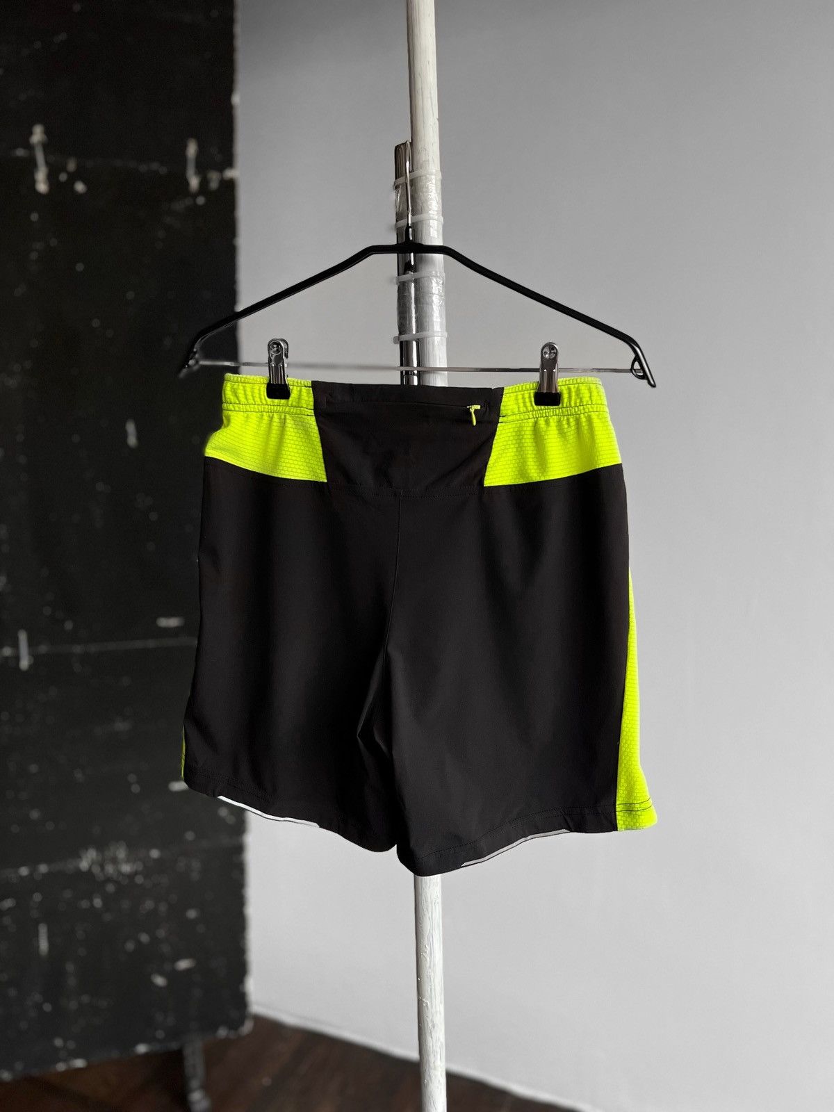 H&M H&M Sport Mens Active Training Shorts Black Green Drawstring Size US 30 / EU 46 - 3 Thumbnail