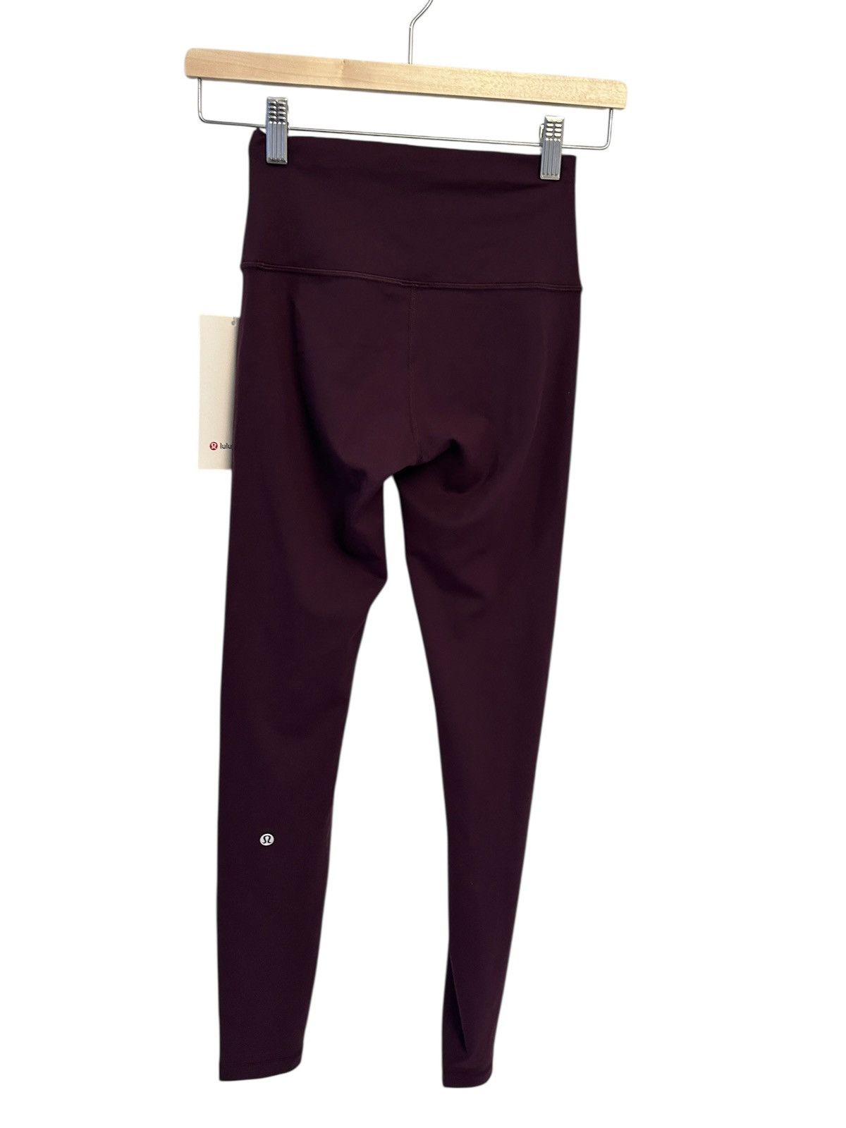 Lululemon NWT lululemon Wunder Train HR Tight 28" # 4 Goodnight Plum Size 27" / US 4 / IT 40 - 3 Thumbnail